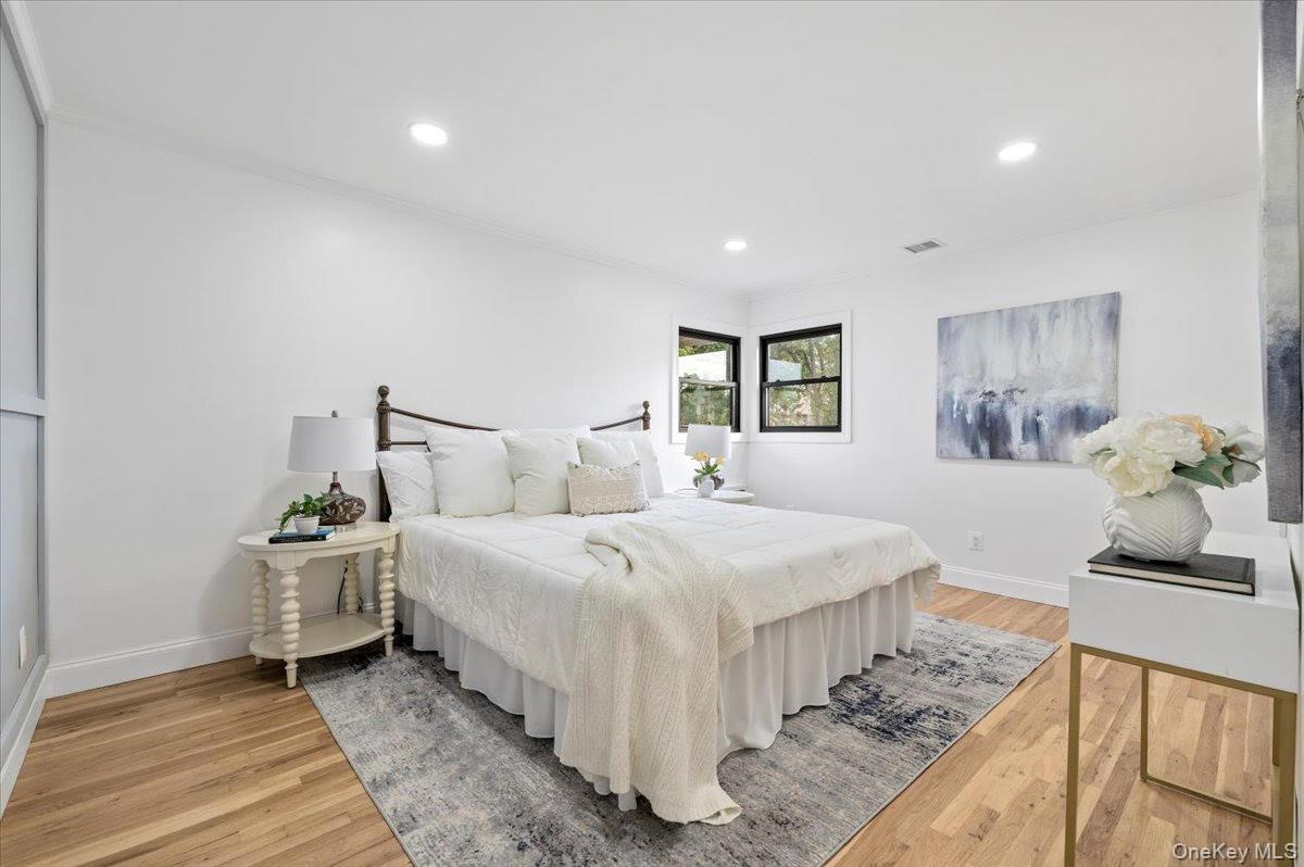 #14 photo, 8 Barbara Lane, Jericho , NY 11753