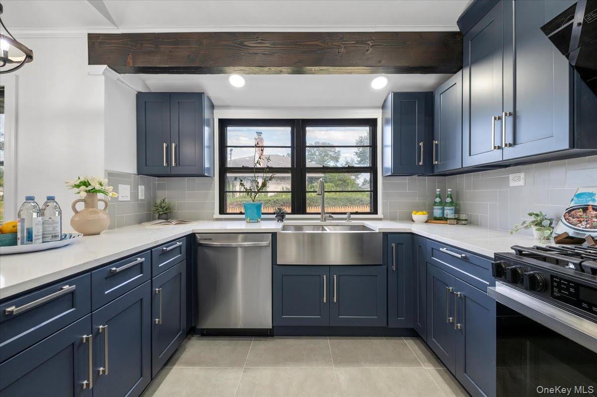 #7 photo, 8 Barbara Lane, Jericho , NY 11753