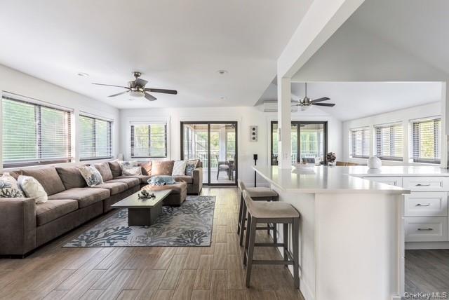 #6 photo, 294 Wilmot Road, サフォーク郡 Ocean Beach , NY 11770