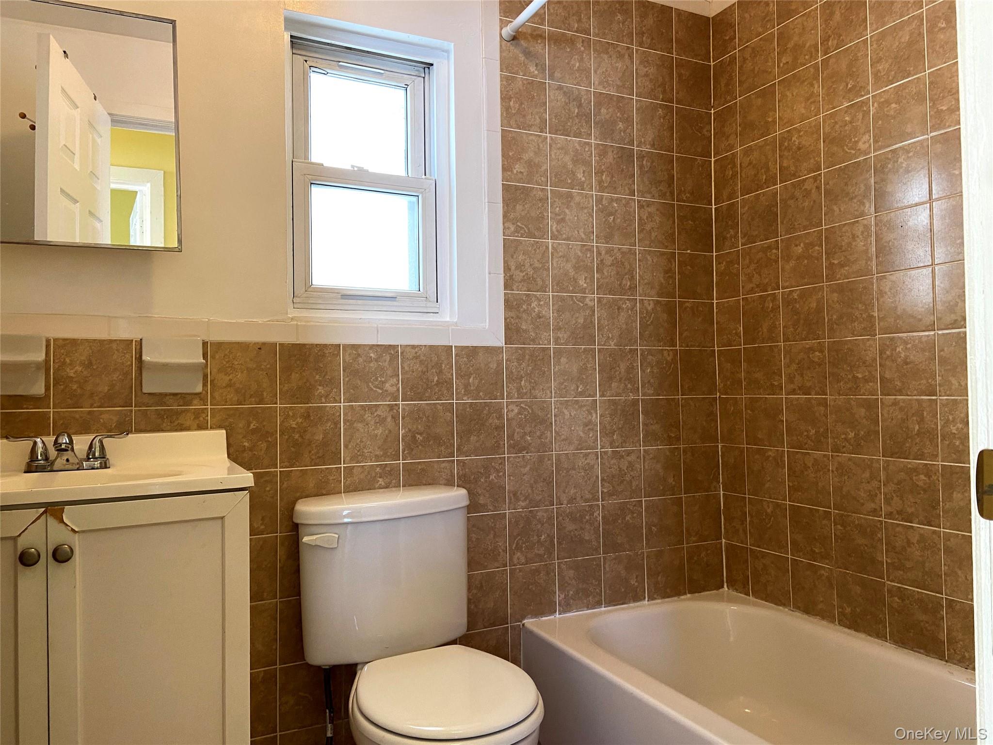 #13 photo, 10812 Union Hall Street, クイーンズ区 Jamaica , NY 11433