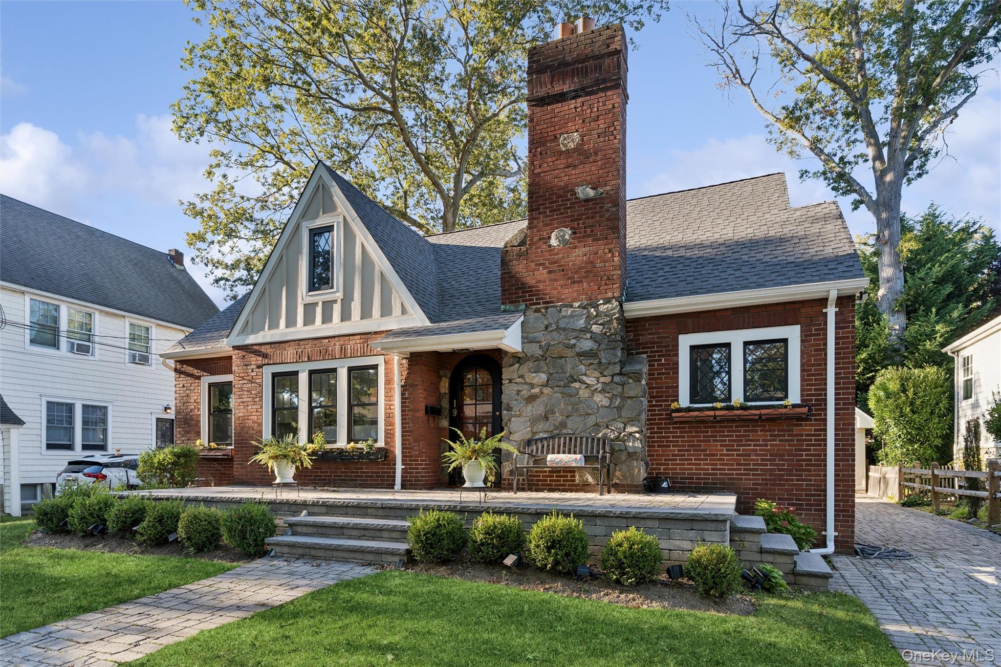 #2 photo, 19 Margaret Boulevard, Merrick , NY 11566