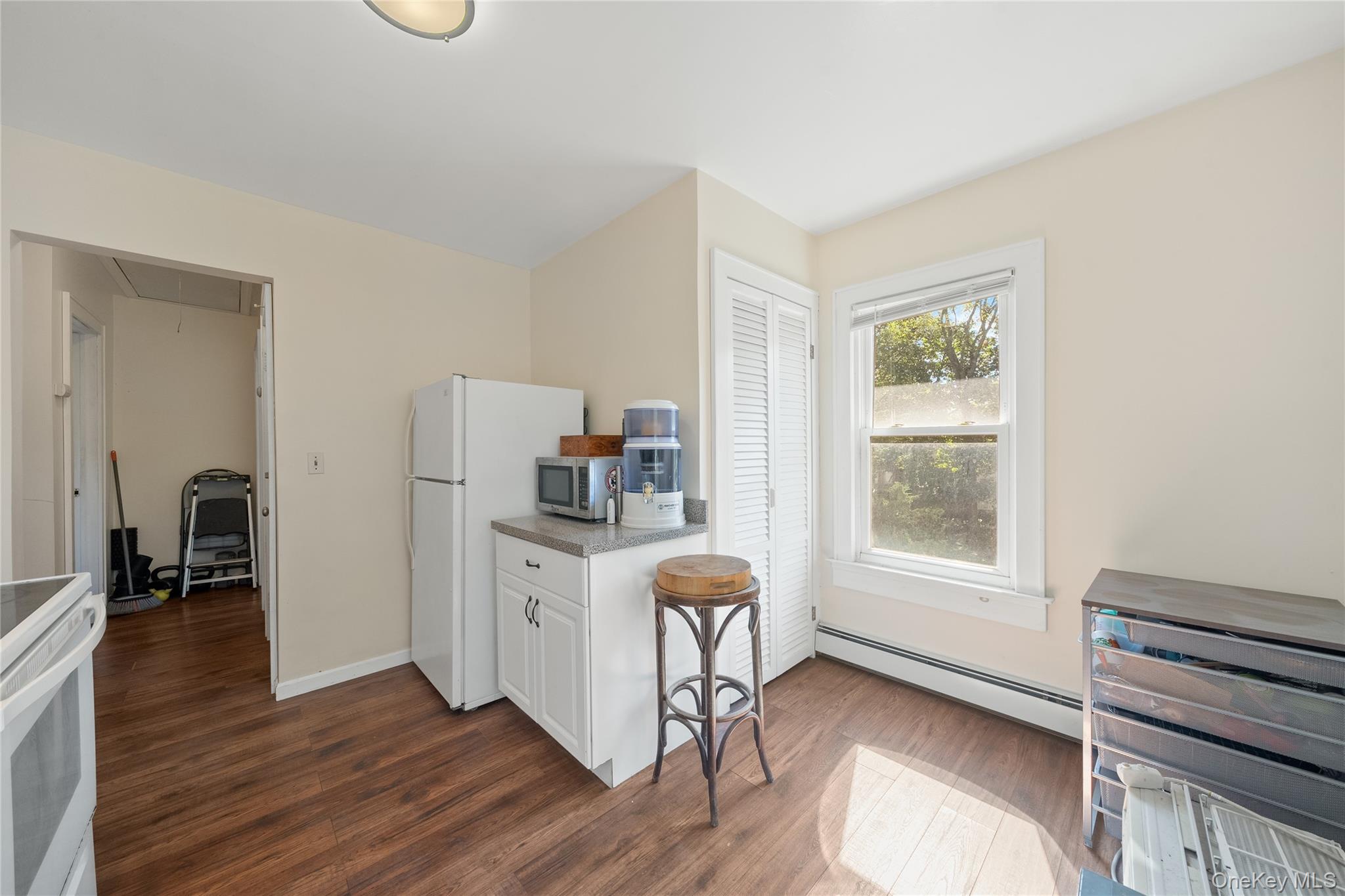 #15 photo, 29 Lake Street, Amityville , NY 11701