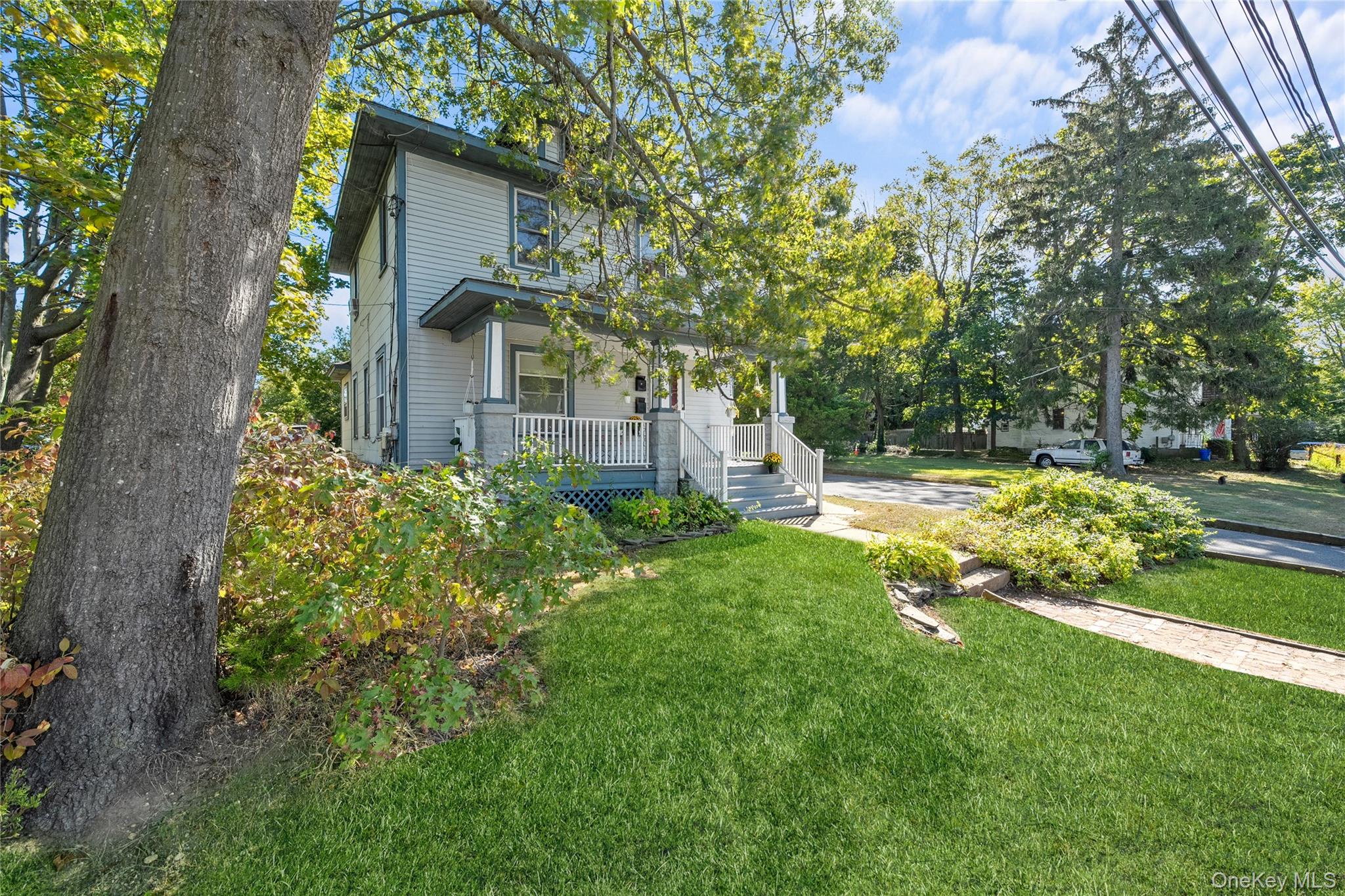 #3 photo, 29 Lake Street, Amityville , NY 11701