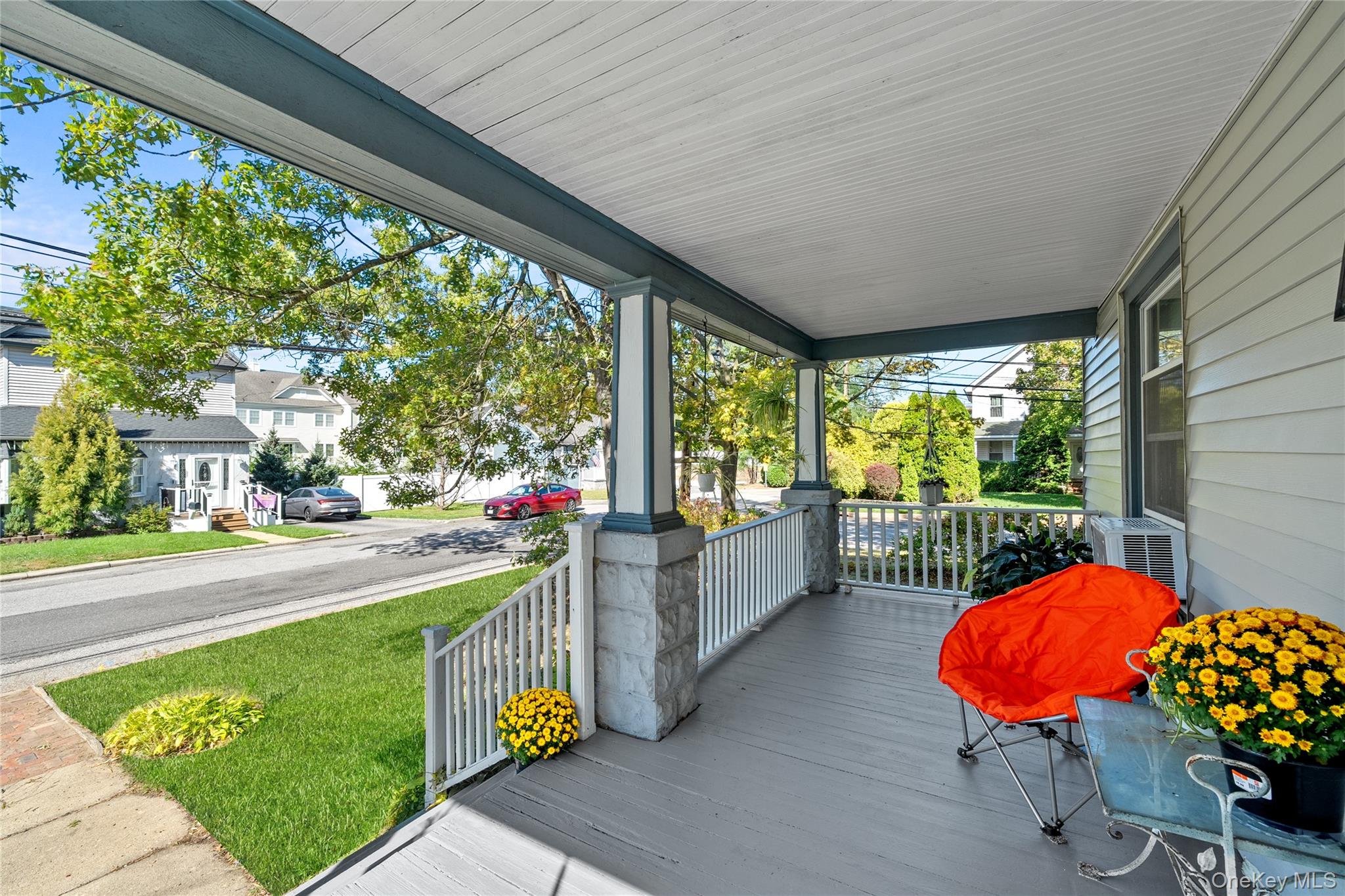 #4 photo, 29 Lake Street, Amityville , NY 11701