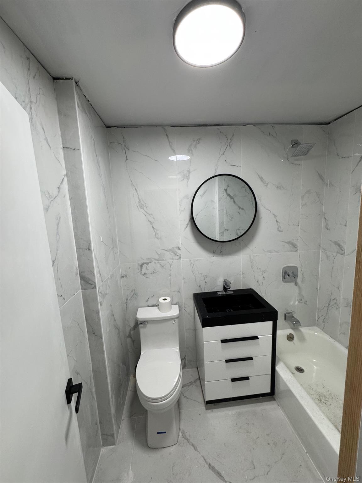 #7 photo, 1827 Amethyst Street, Bronx , NY 10462