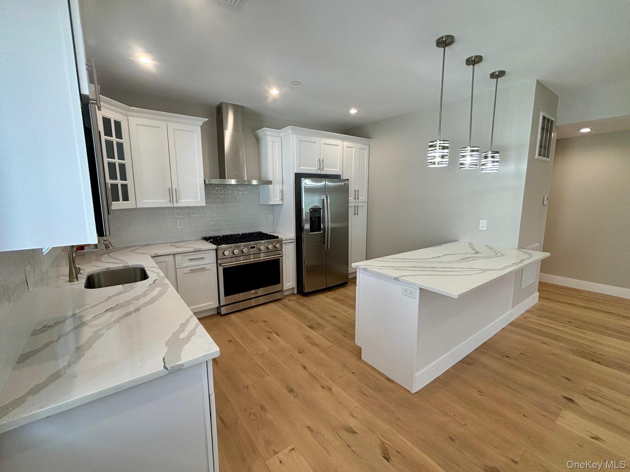 #6 photo, 159 Harrison Avenue, Mineola , NY 11501