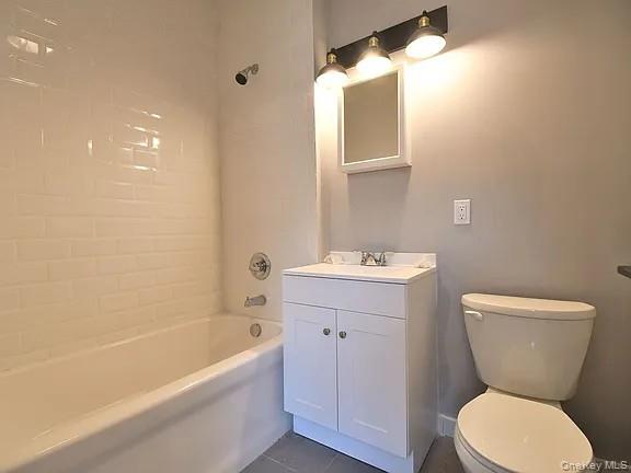 #4 photo, 224 Broadway, Newburgh , NY 12550