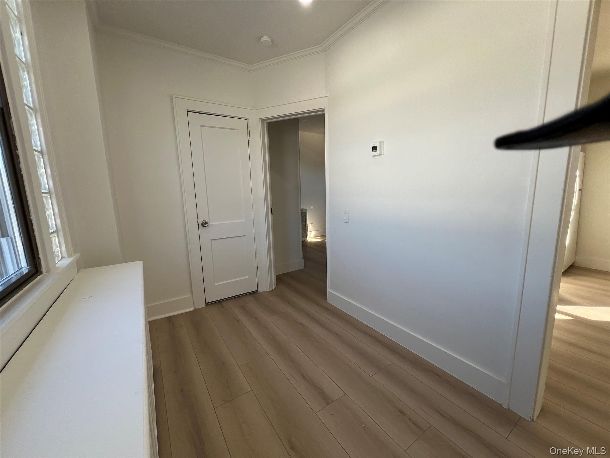 #16 photo, 28 Walt Whitman Road, サフォーク郡 Huntington Station , NY 11746