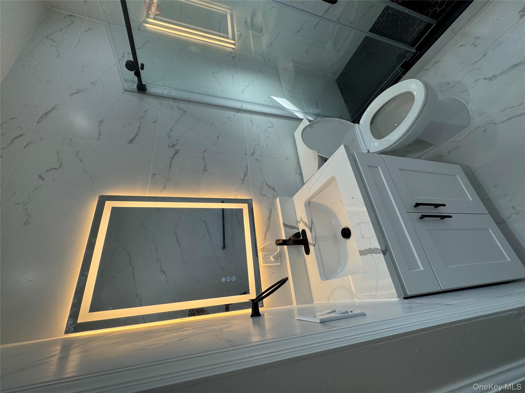 #4 photo, 28 Walt Whitman Road, サフォーク郡 Huntington Station , NY 11746