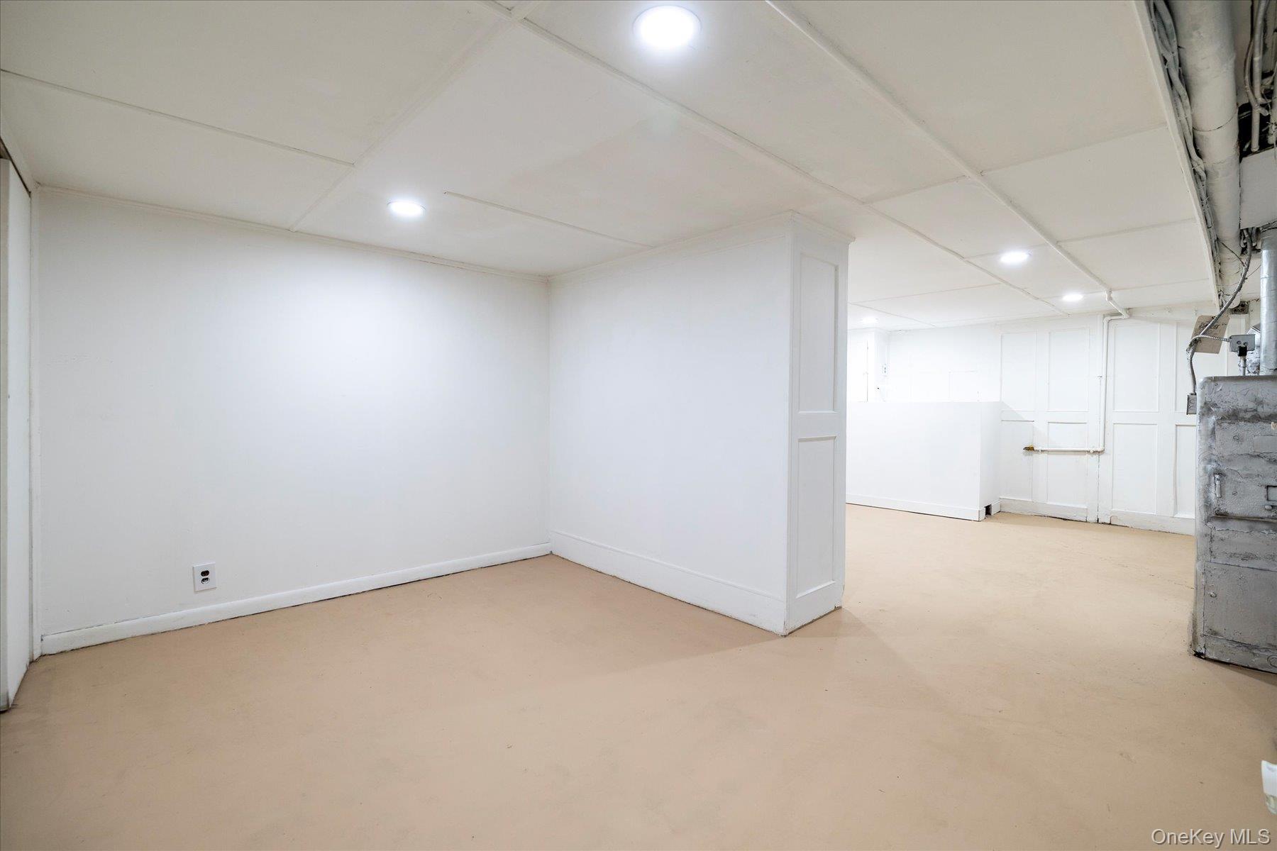 #20 photo, 2068 28th Street, Astoria , NY 11105