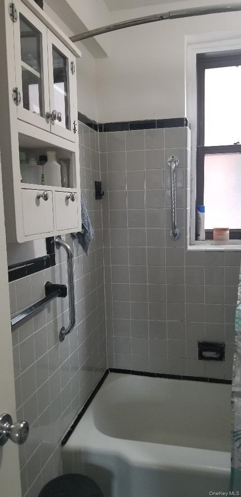 #18 photo, 2140 Knapp Street, Brooklyn , NY 11229