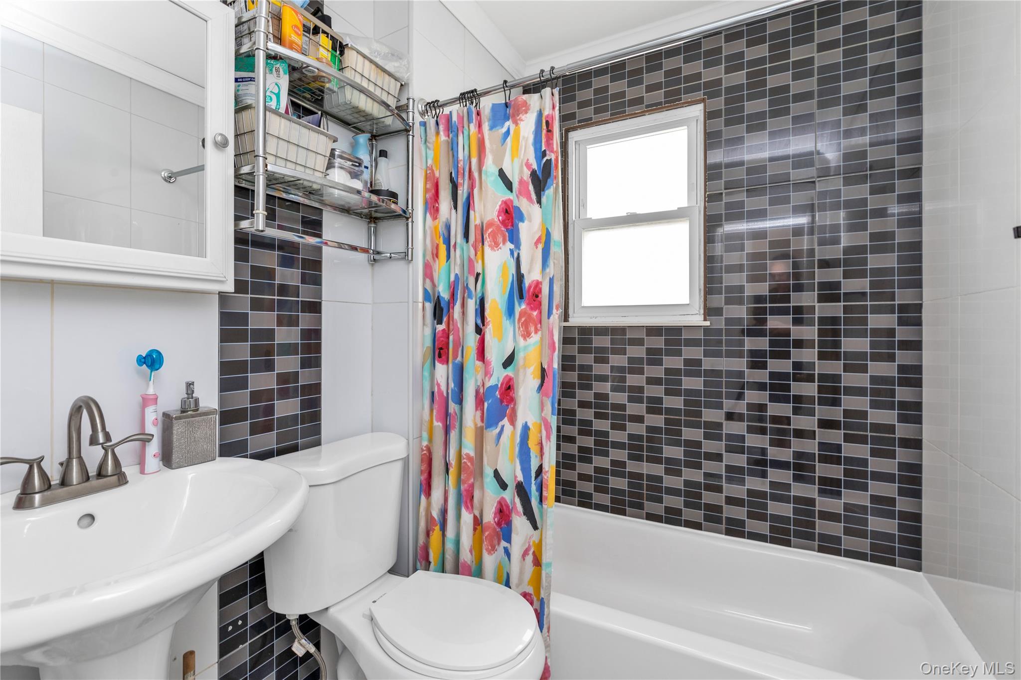 #12 photo, 114-54 212th Street, Cambria Heights , NY 11411