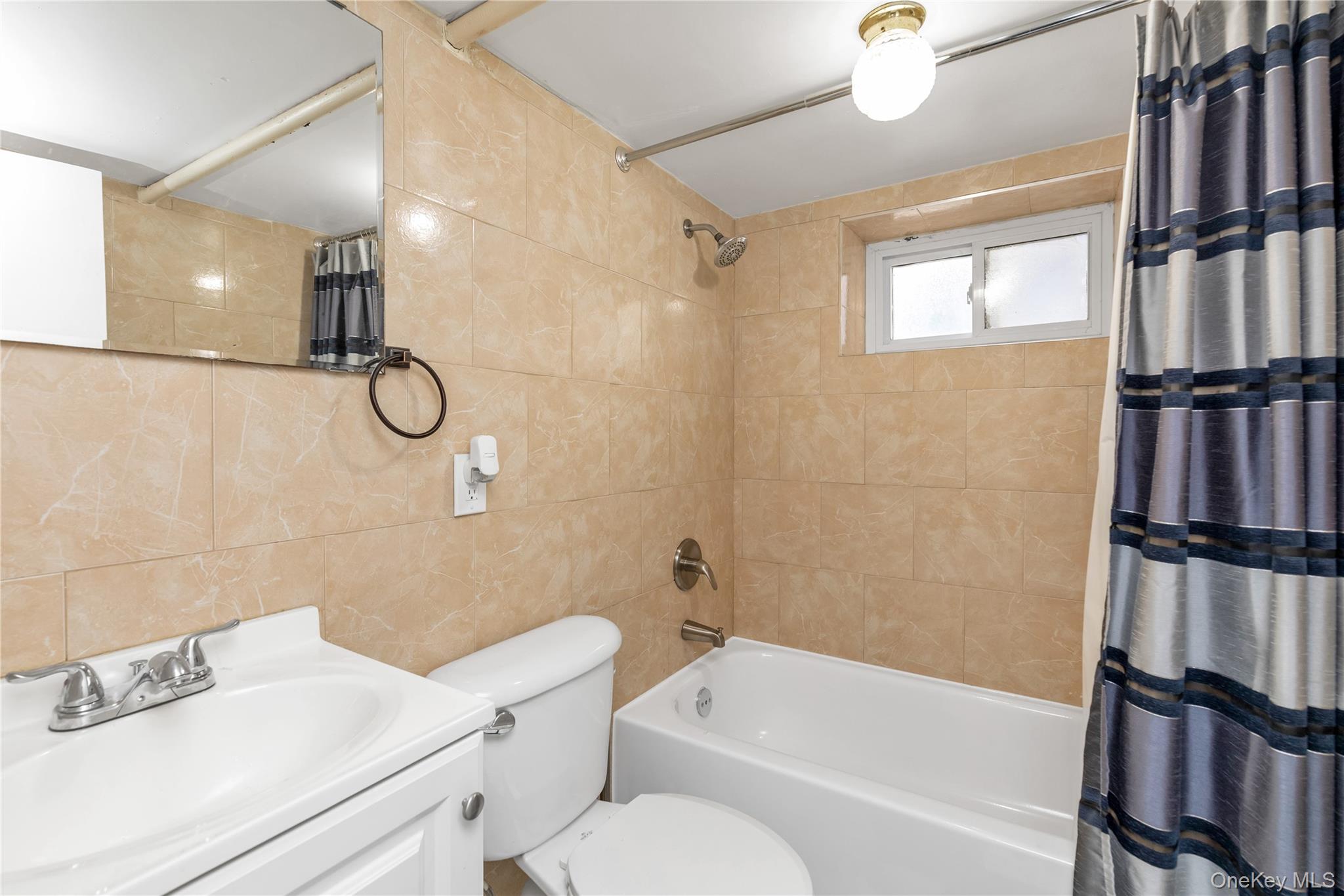 #15 photo, 114-54 212th Street, Cambria Heights , NY 11411