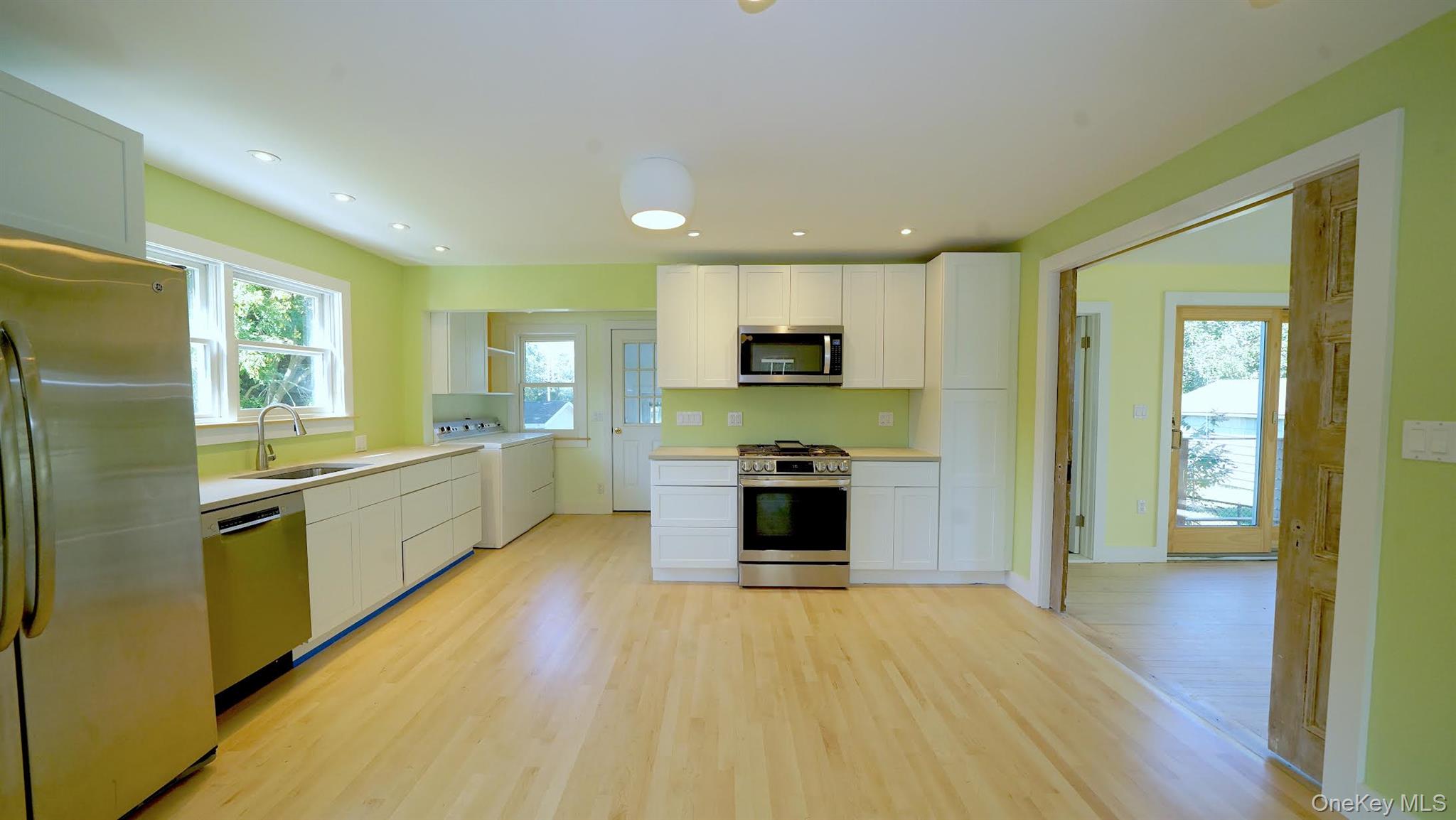 #7 photo, 412 Atlantic Avenue, Greenport , NY 11944