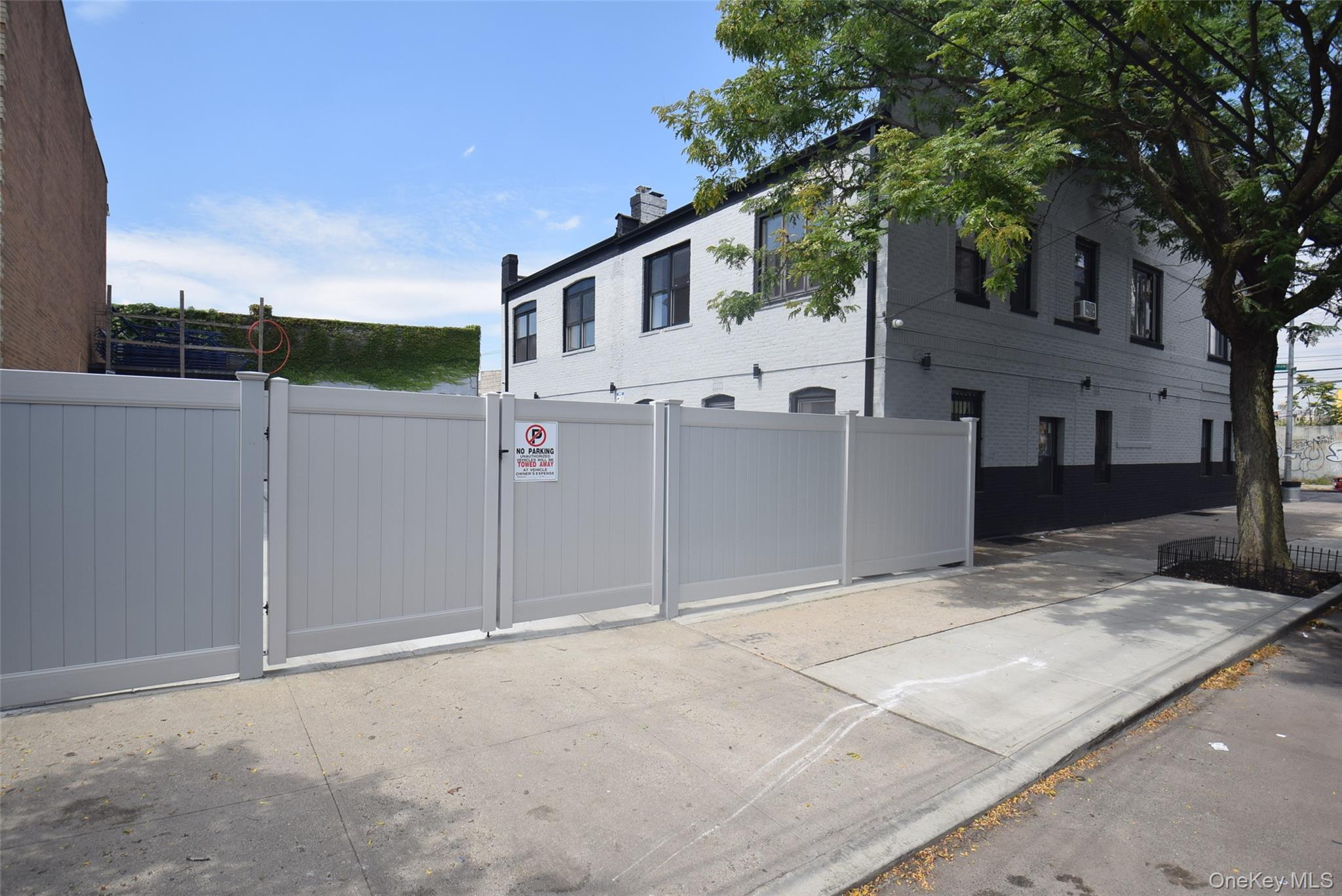 #12 photo, 15520 Tuskegee Airmen Way, クイーンズ区 Jamaica , NY 11433