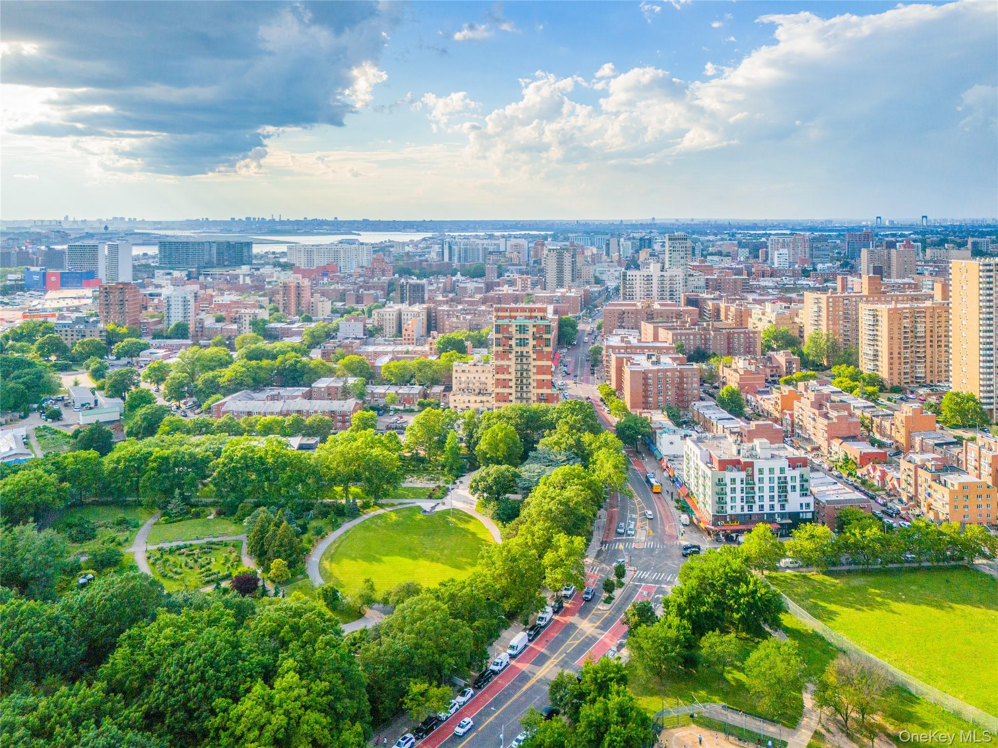 #3 photo, 4318 Main Street, クイーンズ区 Flushing , NY 11355