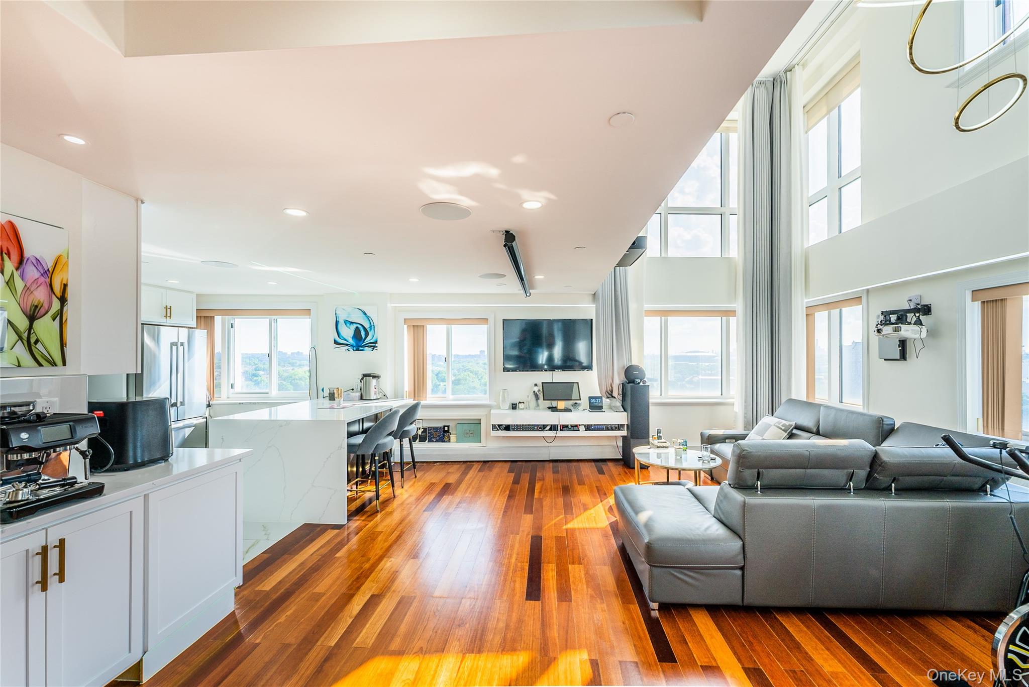 #7 photo, 4318 Main Street, クイーンズ区 Flushing , NY 11355