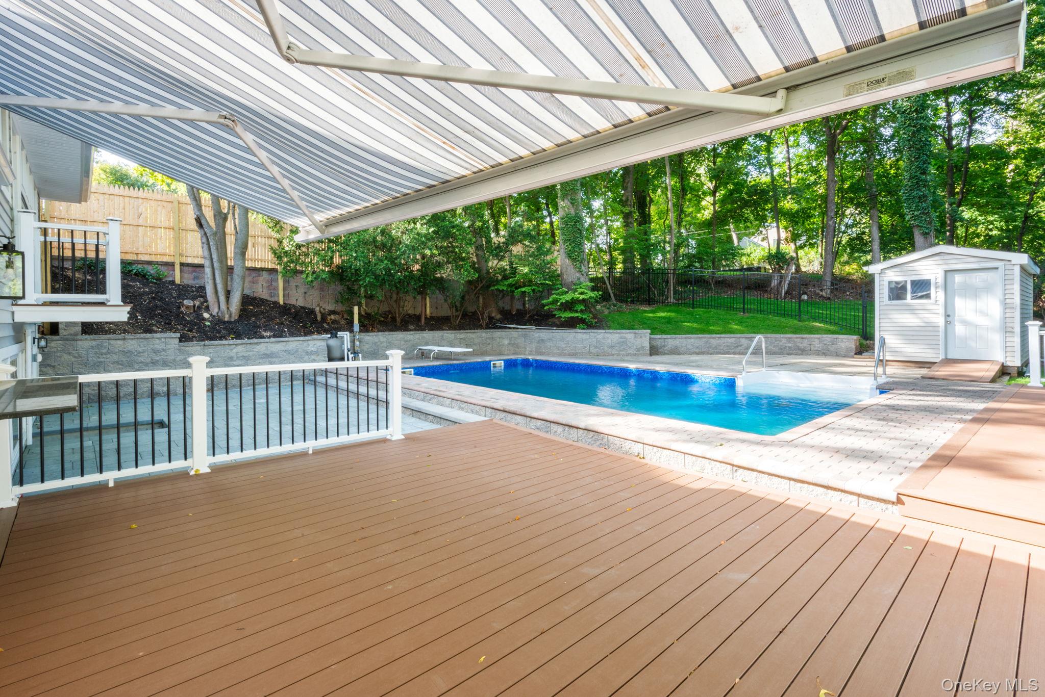 #6 photo, 33 Alsace Place, Northport , NY 11768