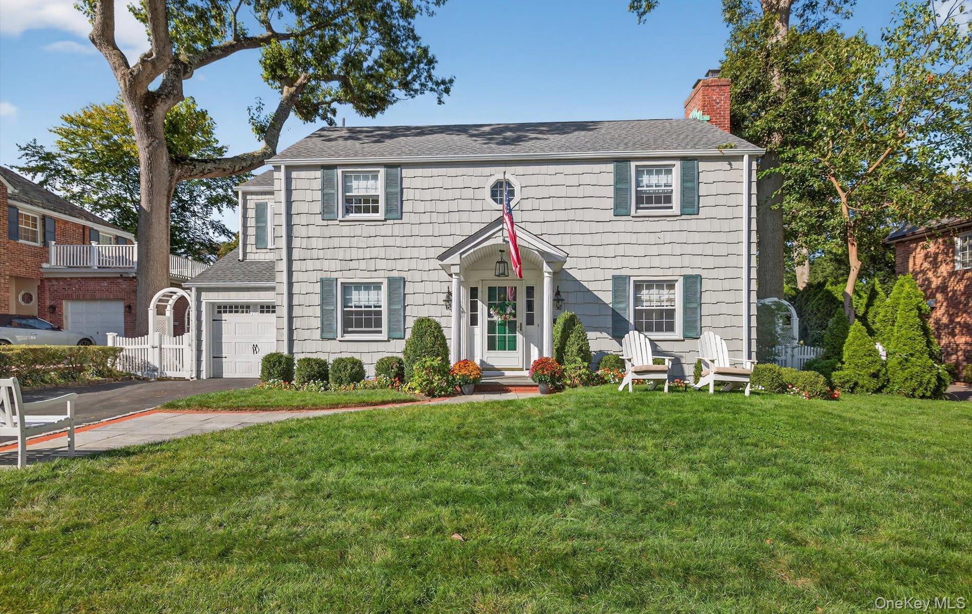 #1 photo, 53 Eakins Road, Manhasset , NY 11030