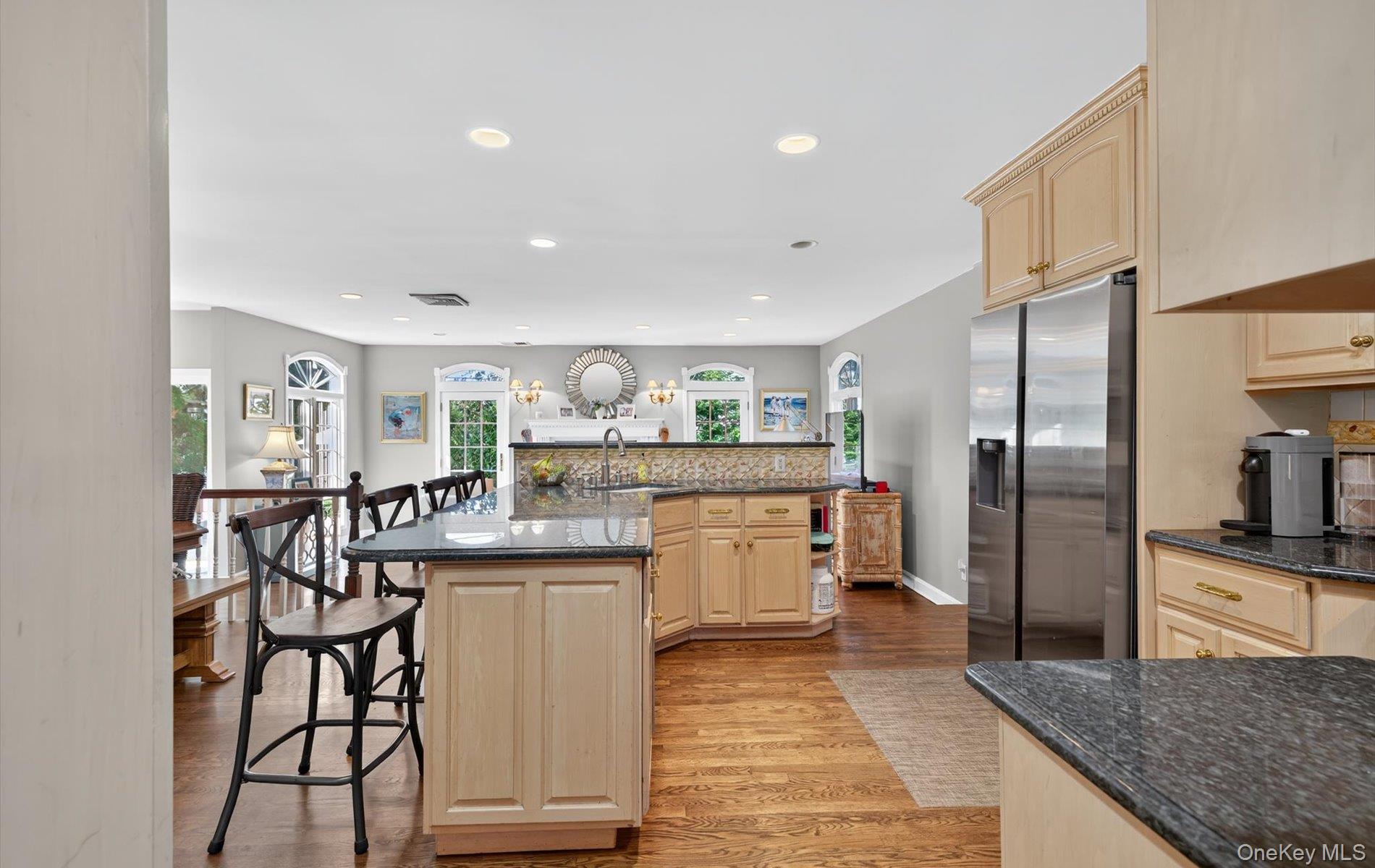 #11 photo, 53 Eakins Road, Manhasset , NY 11030