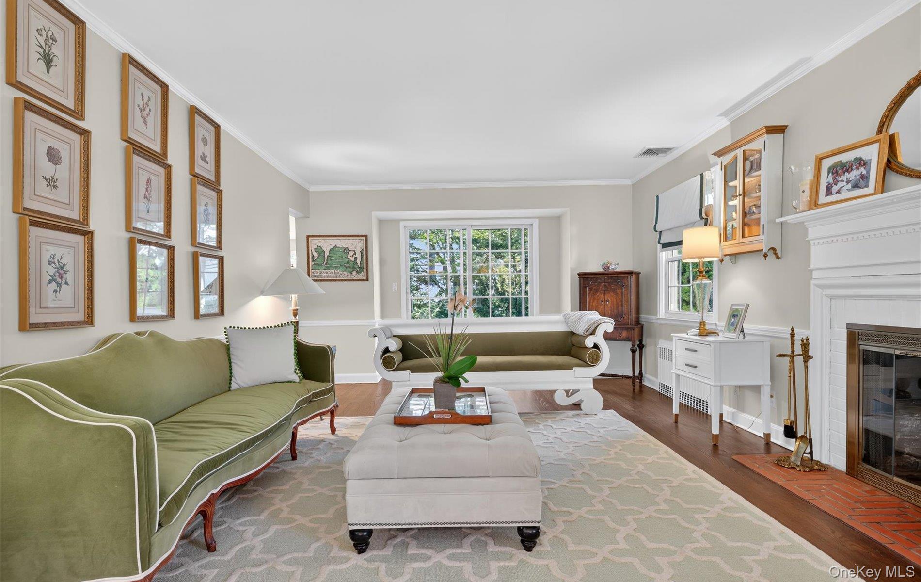 #16 photo, 53 Eakins Road, Manhasset , NY 11030