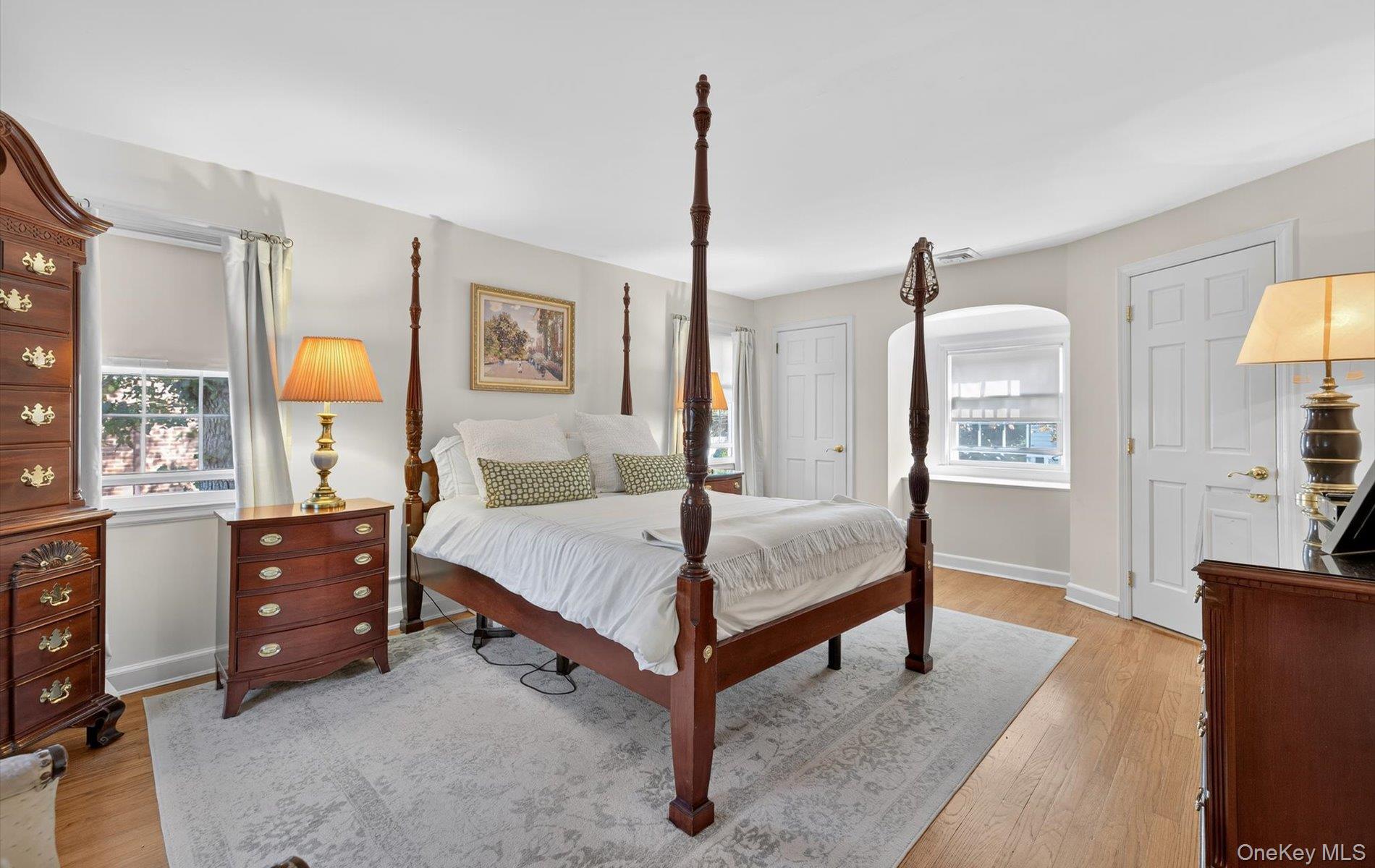 #20 photo, 53 Eakins Road, Manhasset , NY 11030