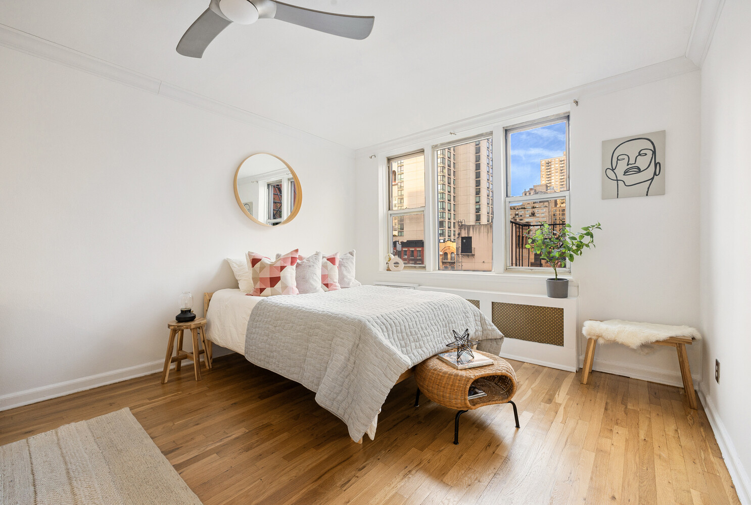 #4 photo, 311 E 75TH Street, Lenox Hill , NY 10021