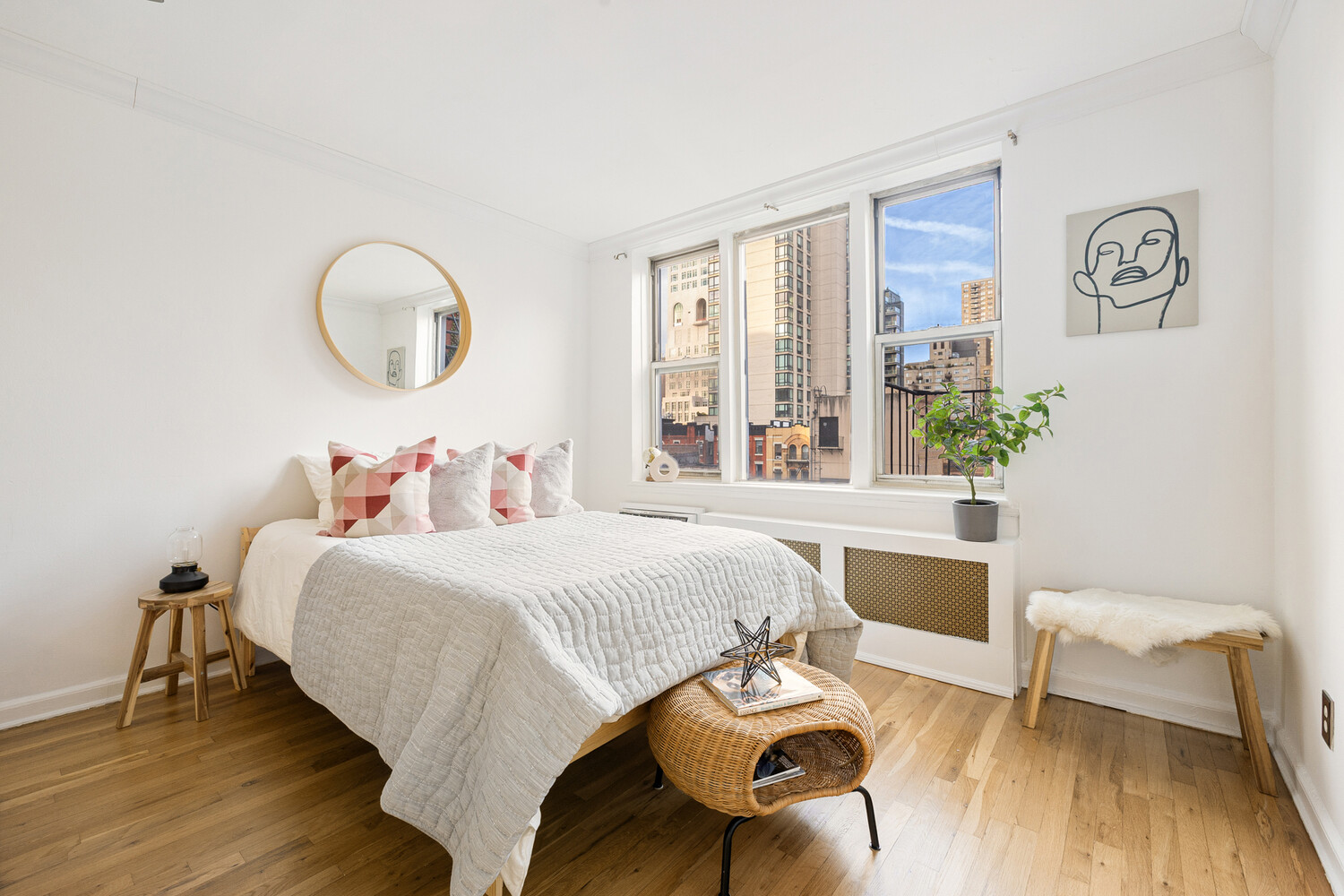 #5 photo, 311 E 75TH Street, Lenox Hill , NY 10021