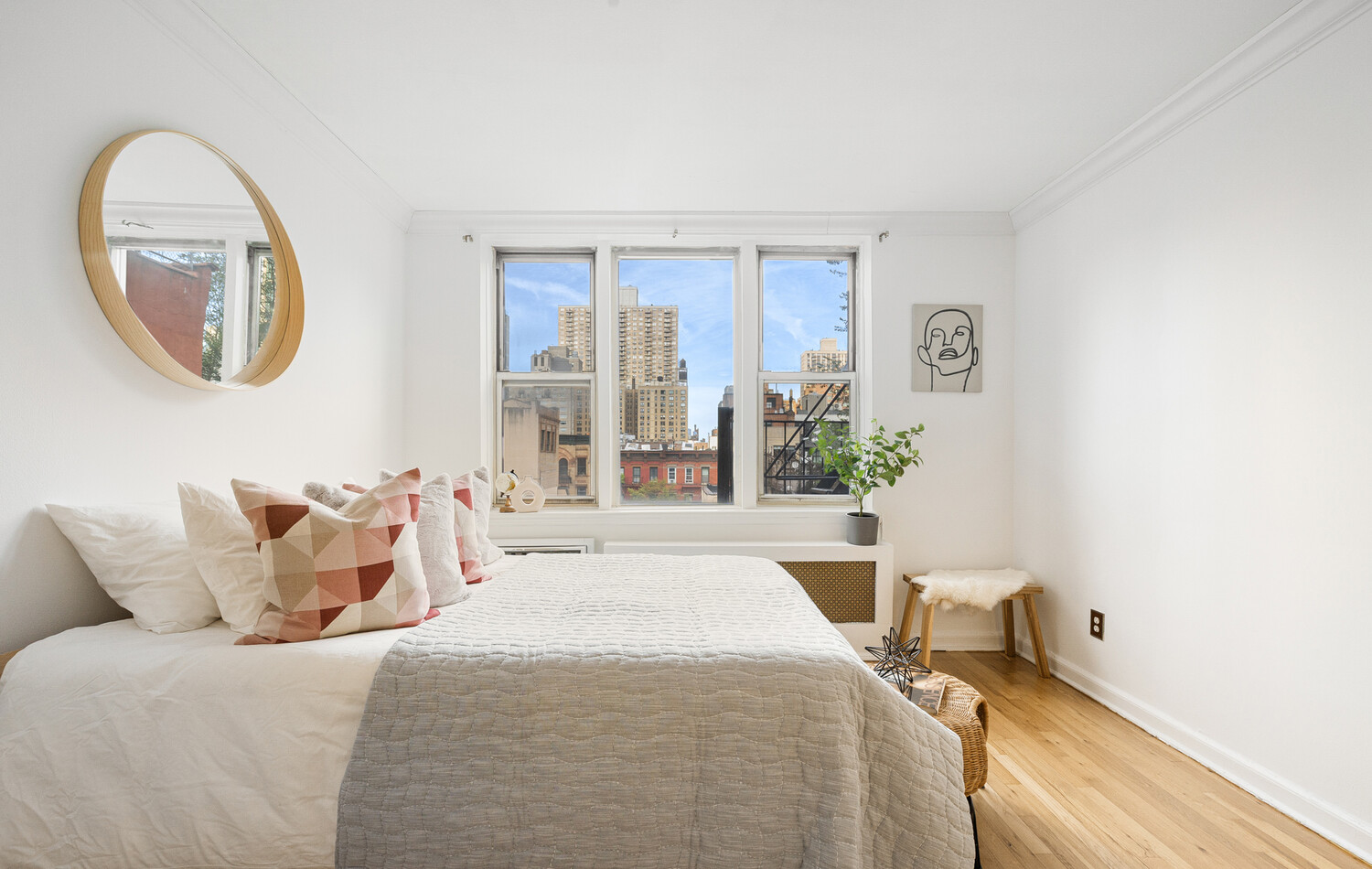 #6 photo, 311 E 75TH Street, Lenox Hill , NY 10021