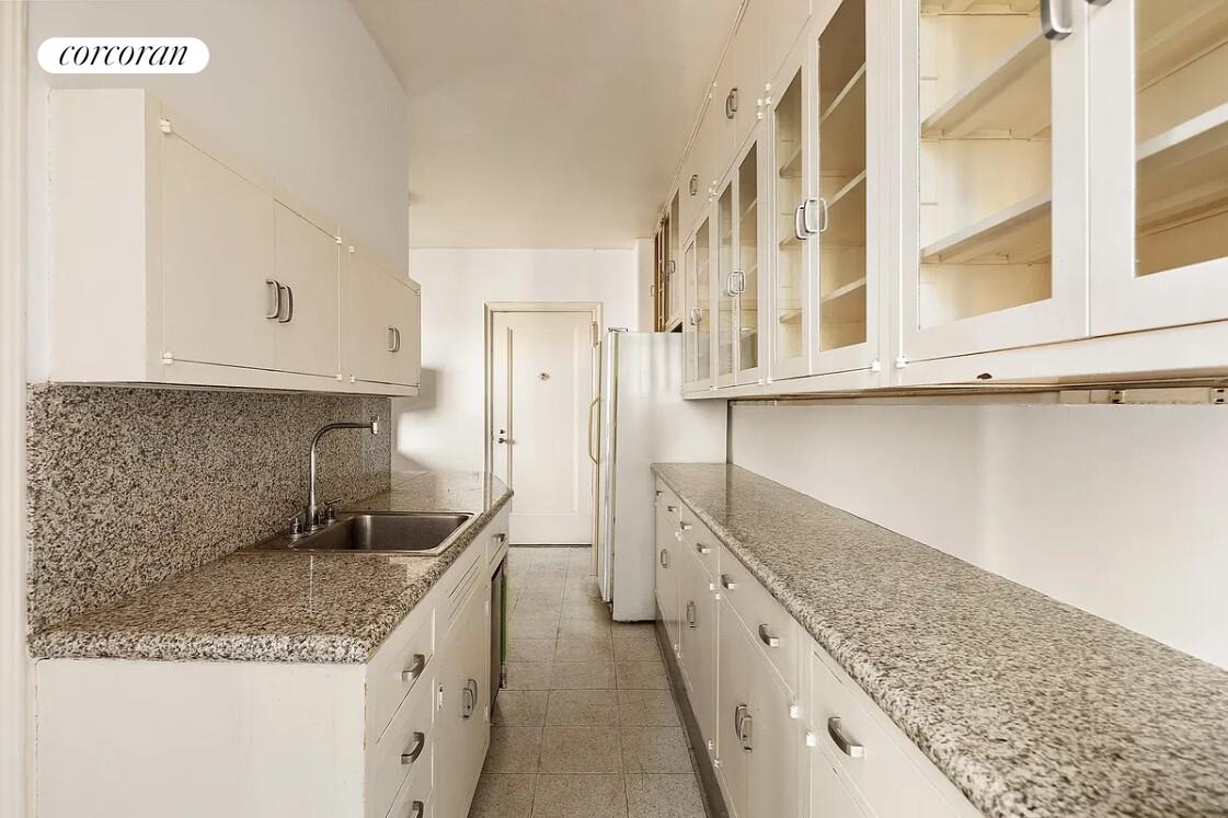 #10 photo, 7 W 81ST Street, マンハッタン Upper West Side , NY 10024