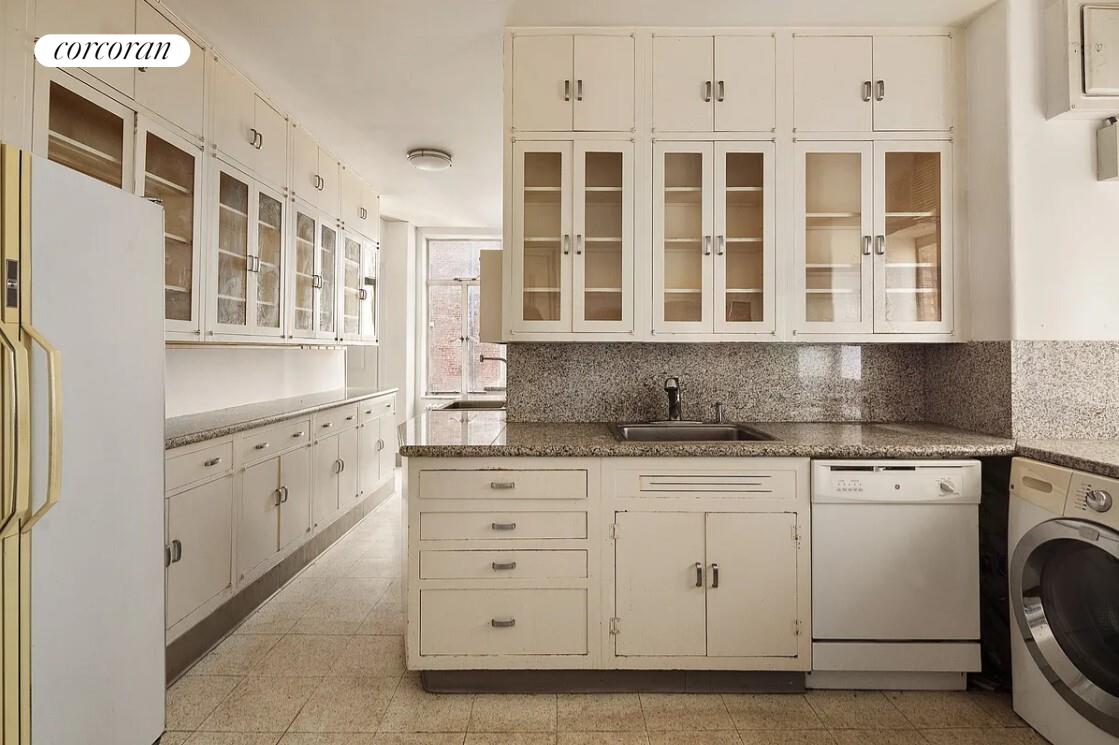 #11 photo, 7 W 81ST Street, マンハッタン Upper West Side , NY 10024