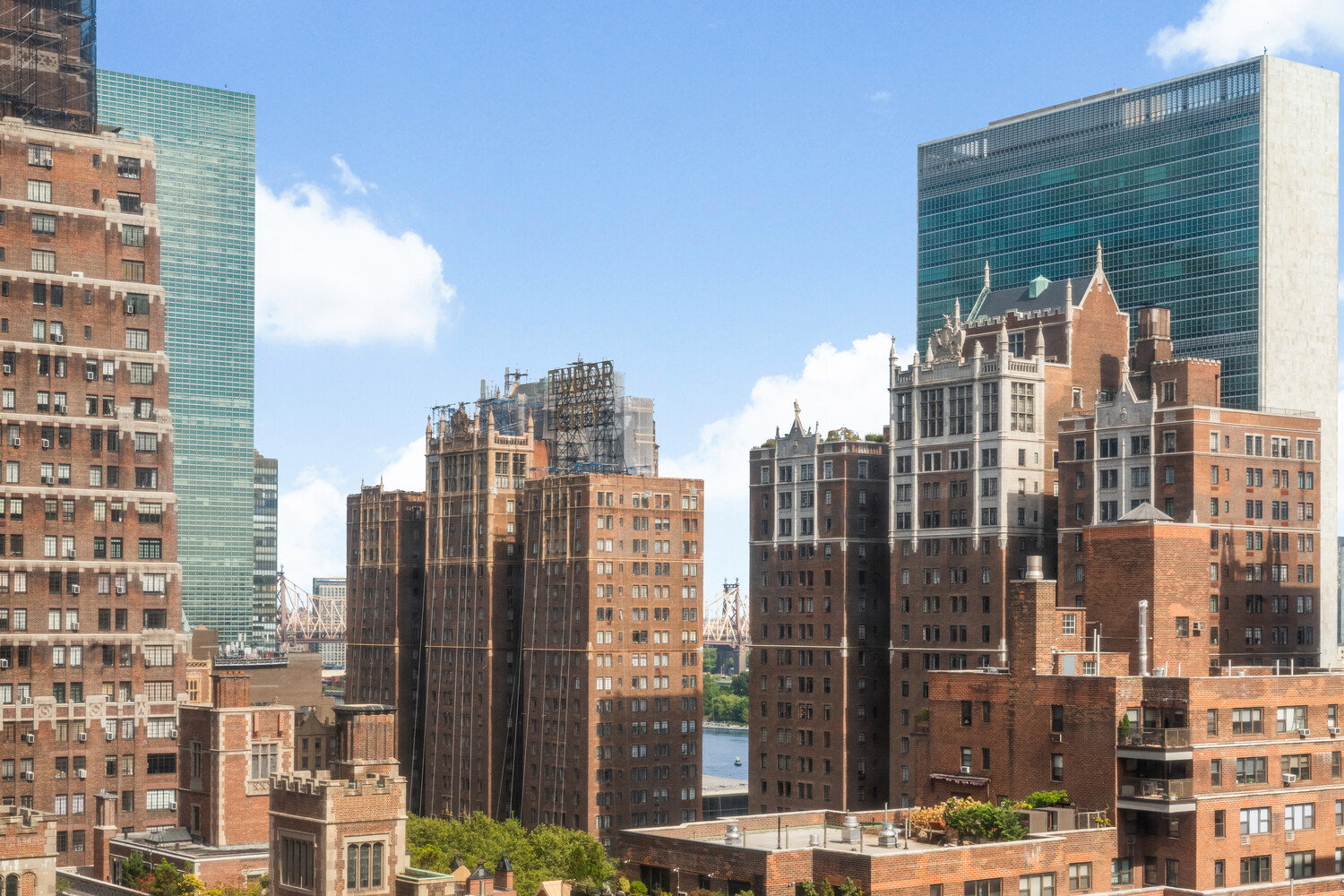 #7 photo, 300 E 40TH Street, Murray Hill , NY 10016