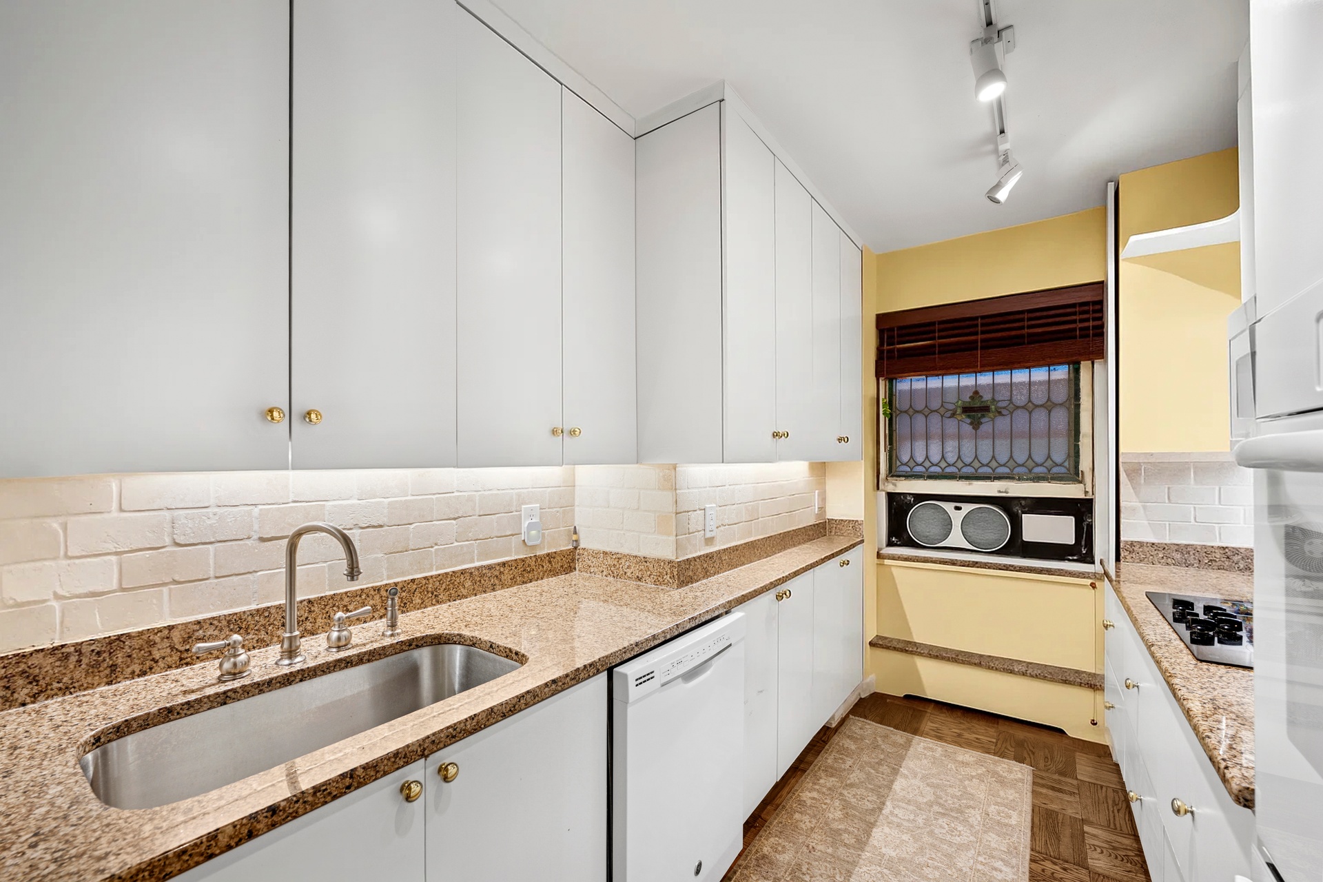 #6 photo, 2 Tudor City Place, マンハッタン Tudor City , NY 10017