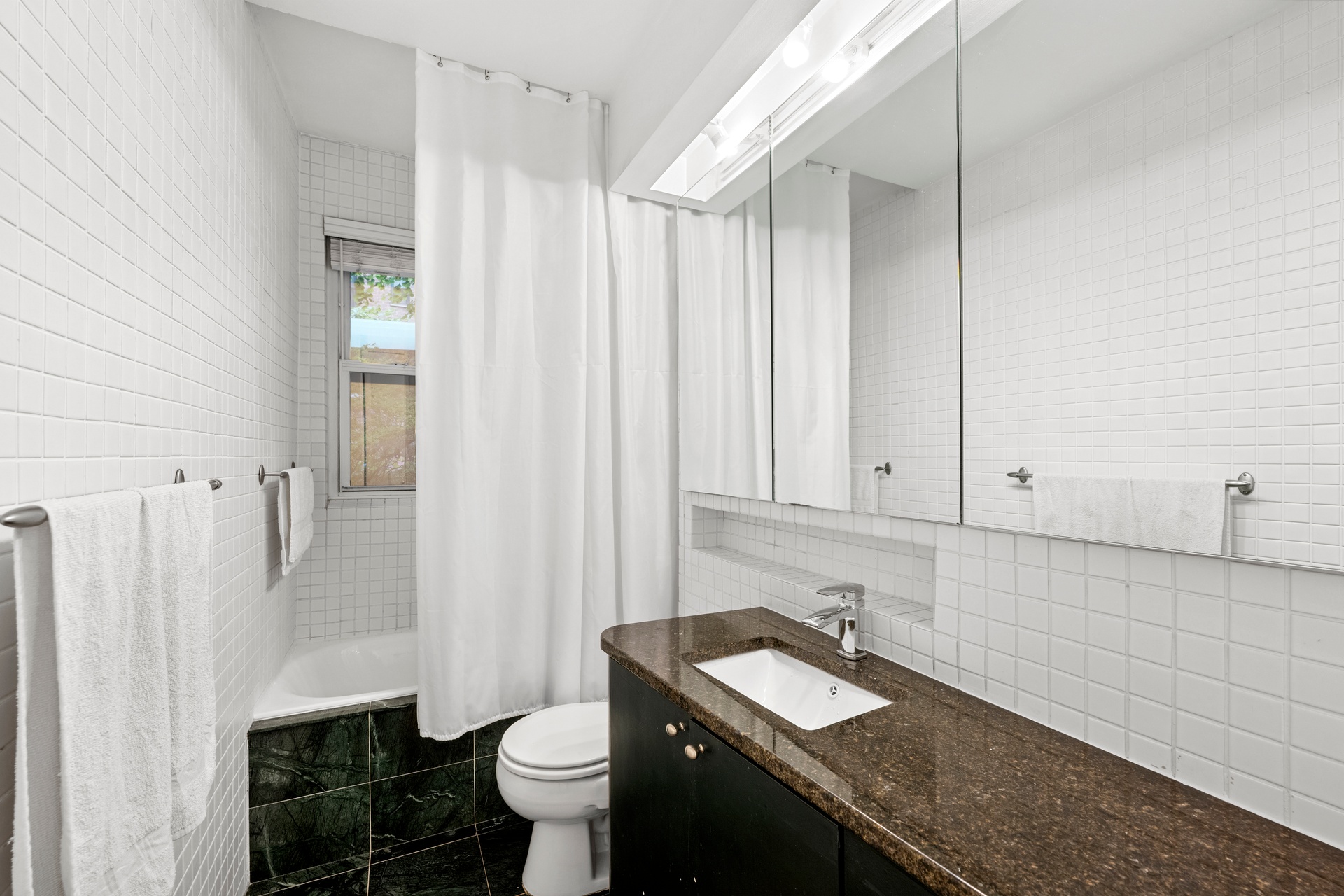 #8 photo, 2 Tudor City Place, マンハッタン Tudor City , NY 10017