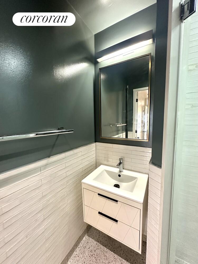 #3 photo, New York City, マンハッタン Hells Kitchen , NY 10036