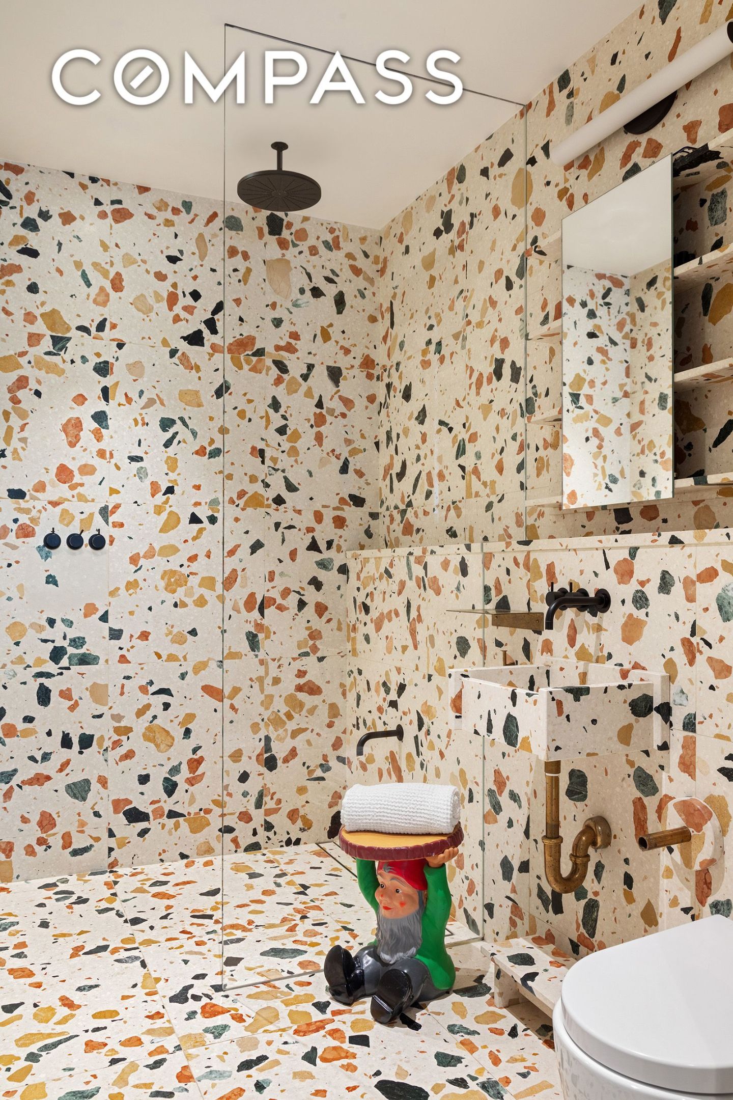 #8 photo, 35 E 10th Street, Greenwich Village , NY 10003