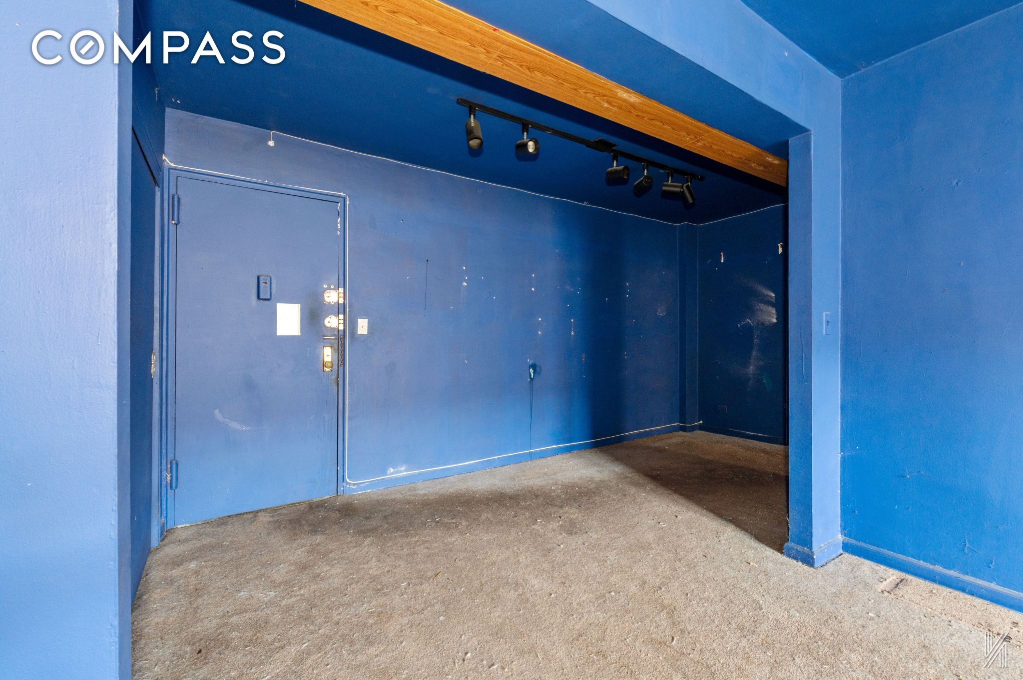 #8 photo, 33-04 91st Street, Jackson Heights , NY 11372