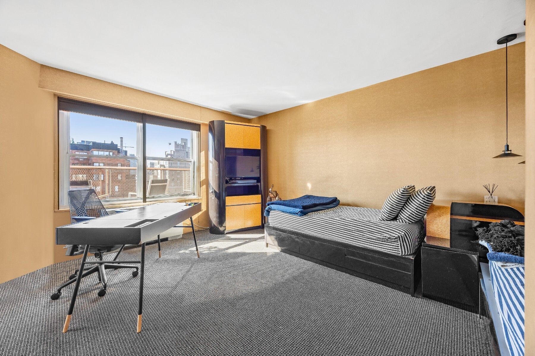 #17 photo, 75 E End Avenue, Yorkville , NY 10028