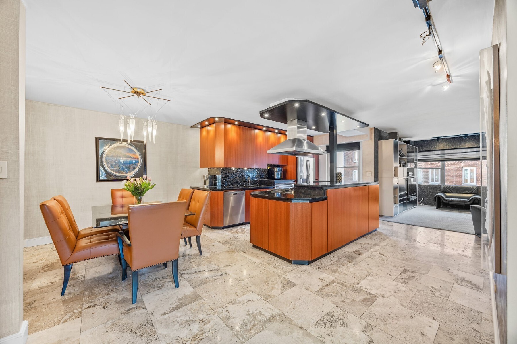 #6 photo, 75 E End Avenue, Yorkville , NY 10028