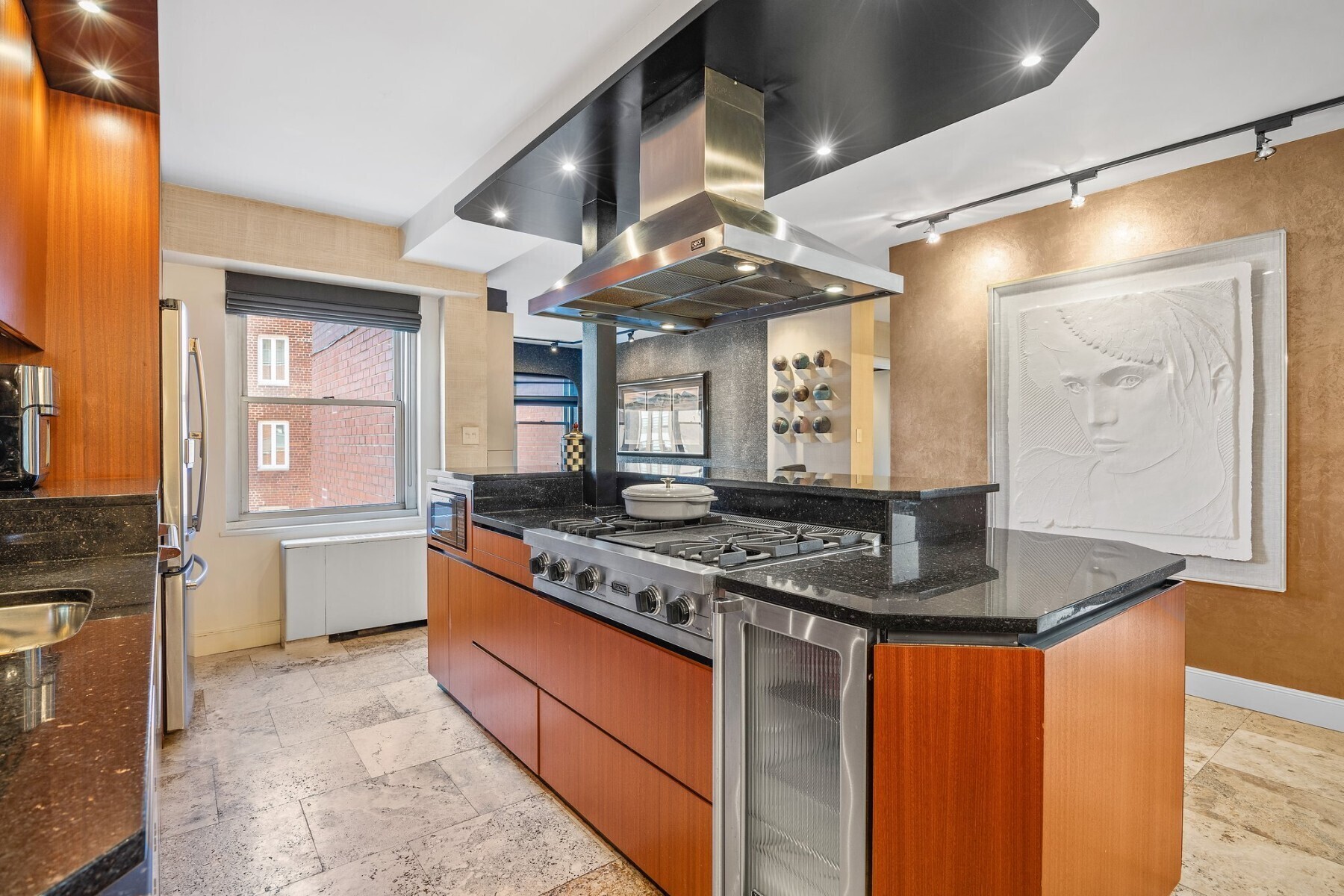 #8 photo, 75 E End Avenue, Yorkville , NY 10028