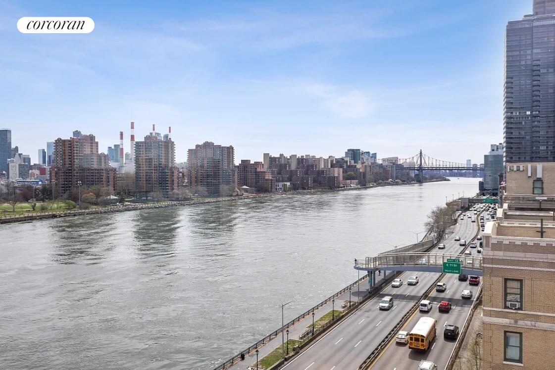 #4 photo, 1 E END Avenue, マンハッタン Yorkville , NY 10075