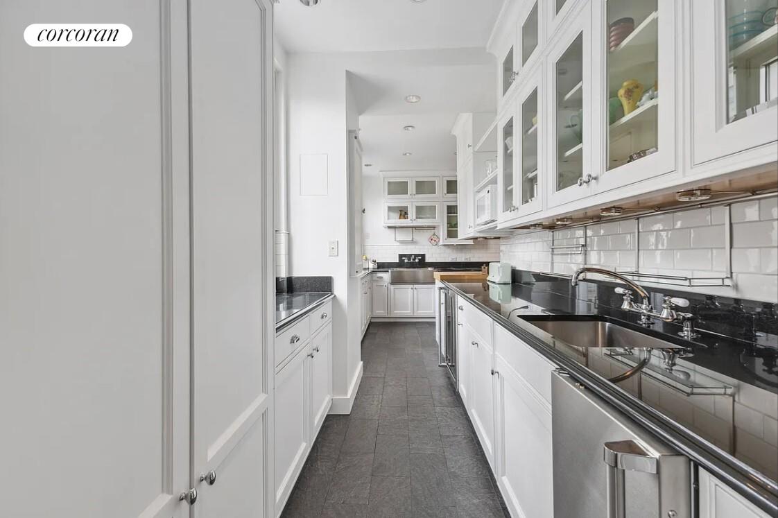 #9 photo, 1 E END Avenue, マンハッタン Yorkville , NY 10075