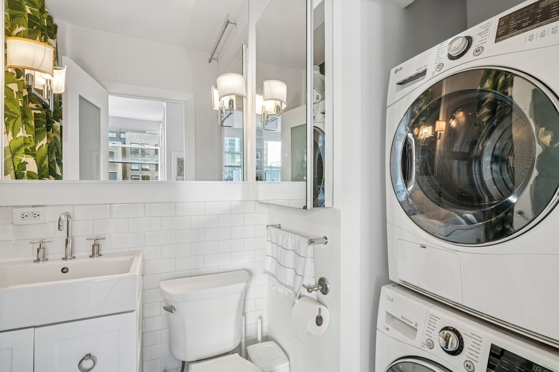 #13 photo, 55 Liberty Street, Financial District , NY 10038