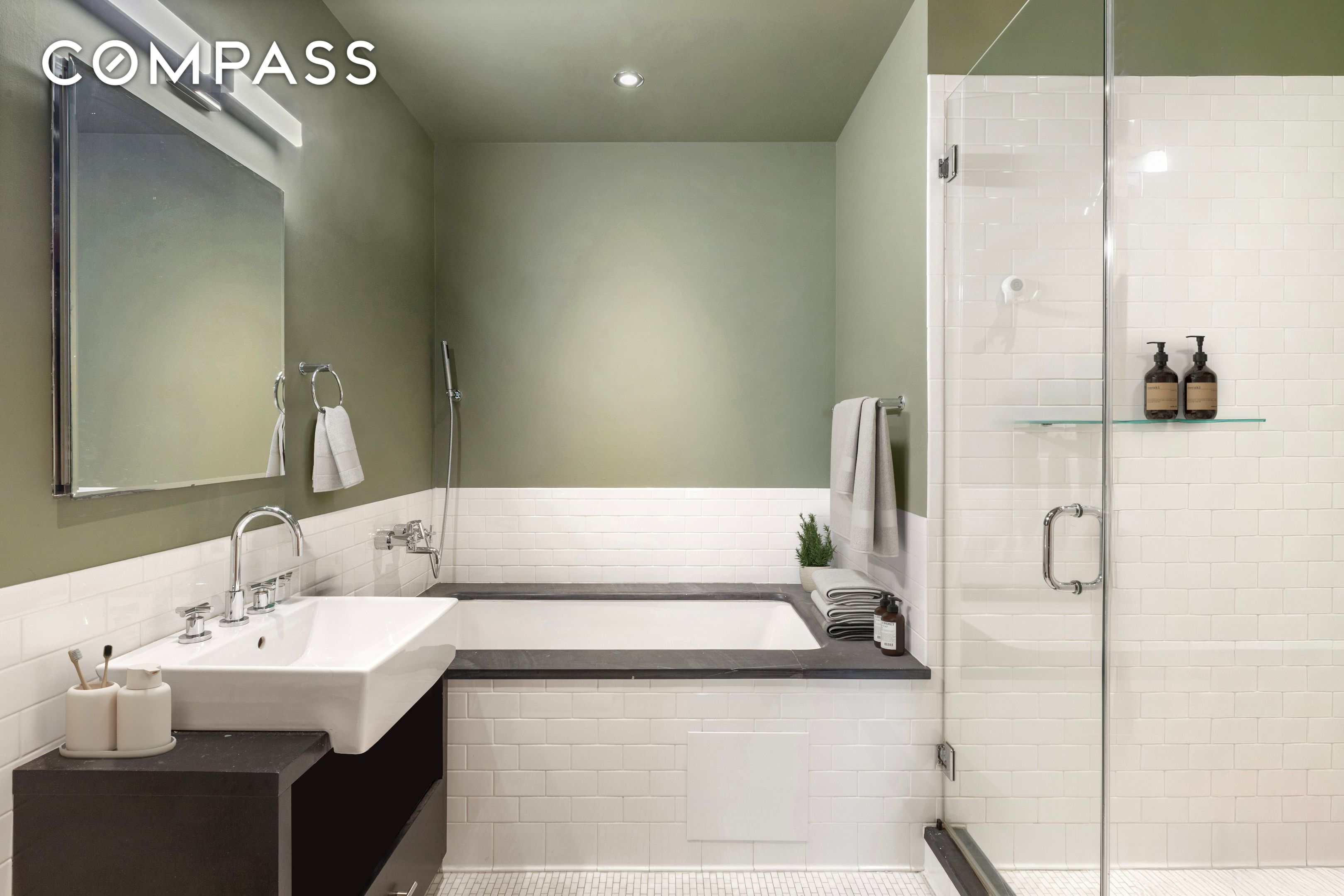 #7 photo, 110 Livingston Street, Downtown Brooklyn , NY 11201