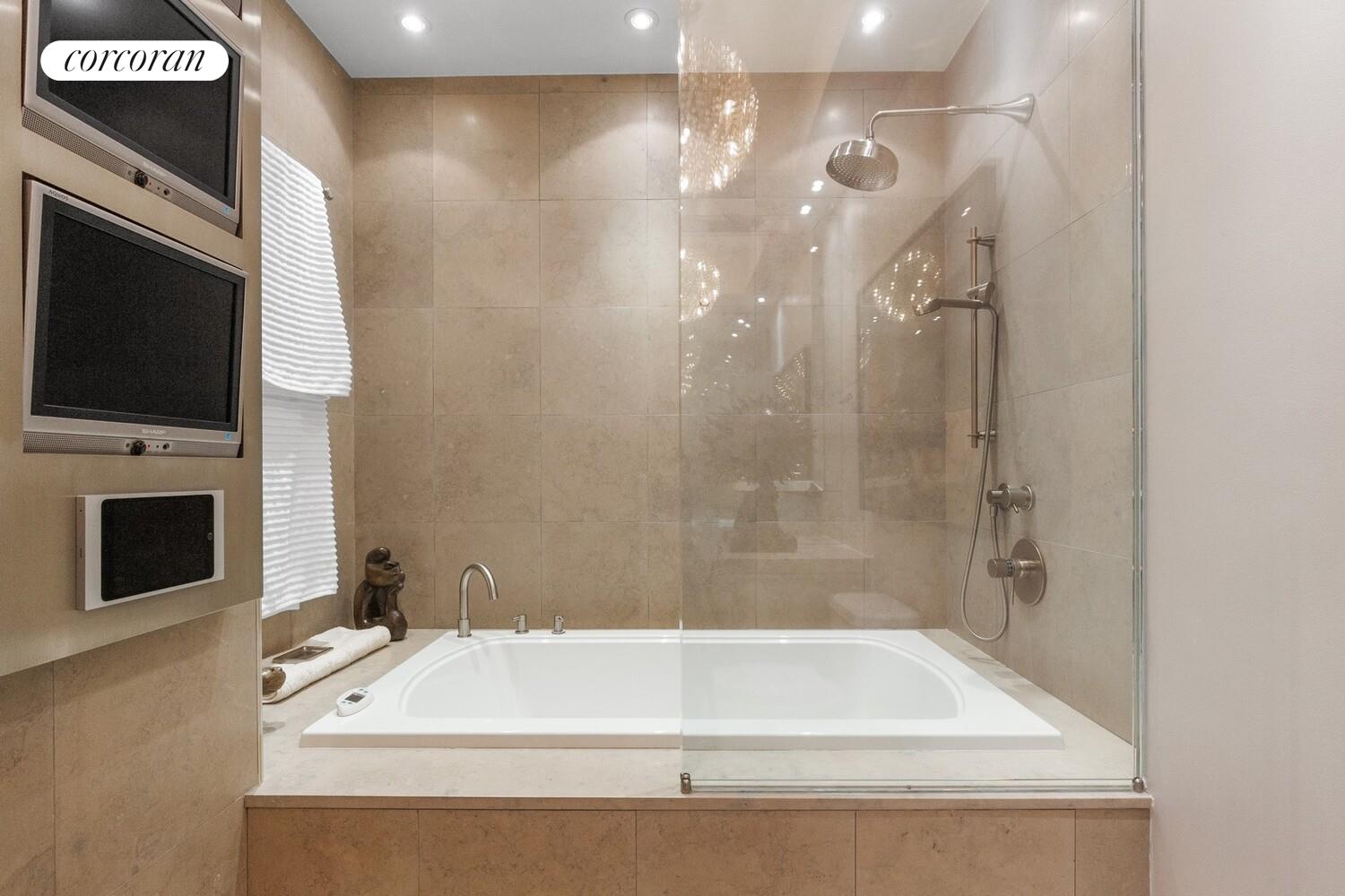 #13 photo, 253 W 73RD Street, Upper West Side , NY 10023