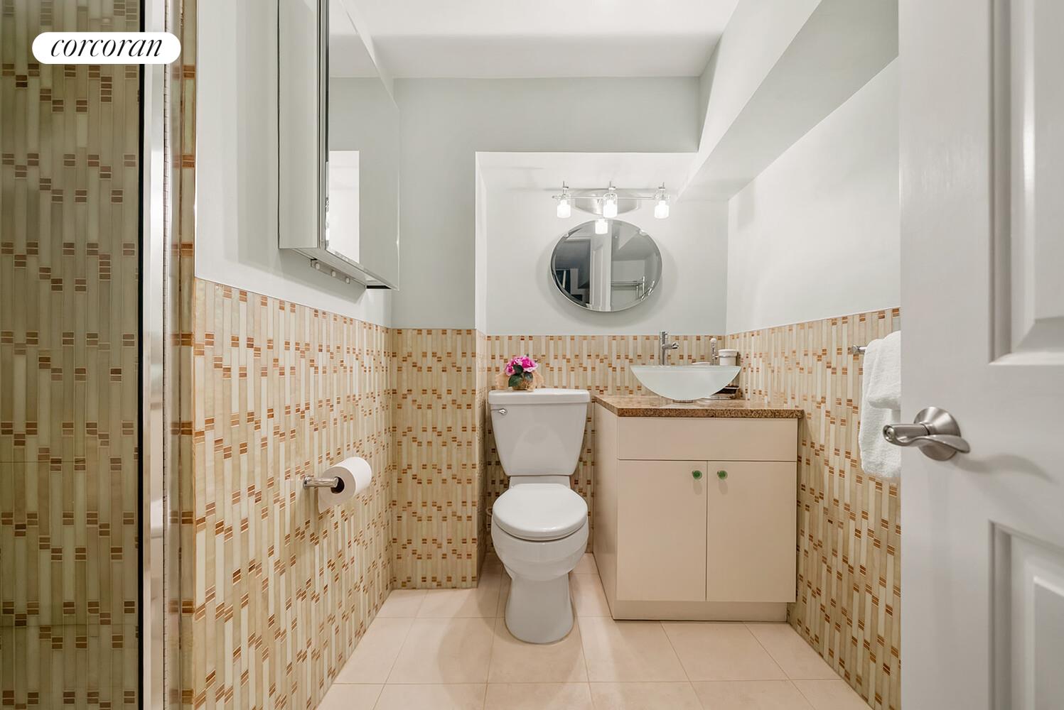 #13 photo, 24 W 90TH Street, マンハッタン Upper West Side , NY 10024