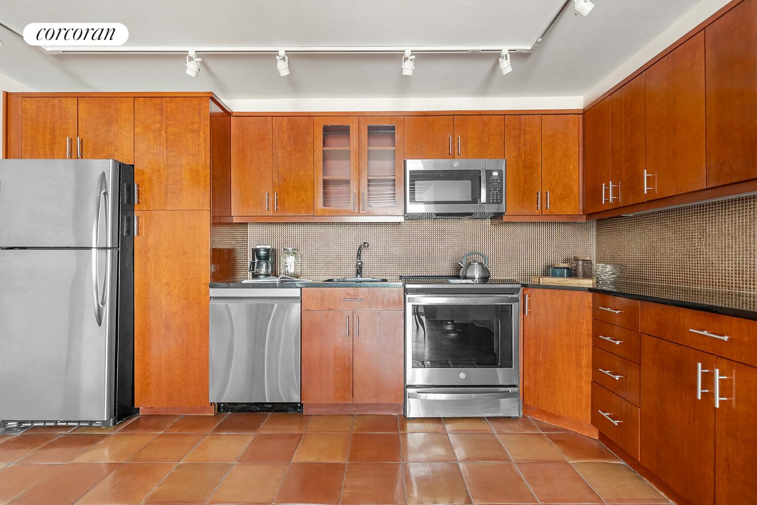 #7 photo, 24 W 90TH Street, マンハッタン Upper West Side , NY 10024