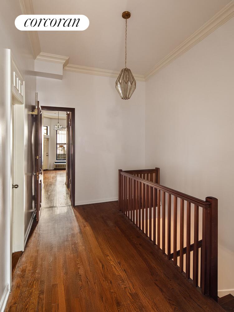 #8 photo, 165 W 126TH Street, マンハッタン Central Harlem , NY 10027