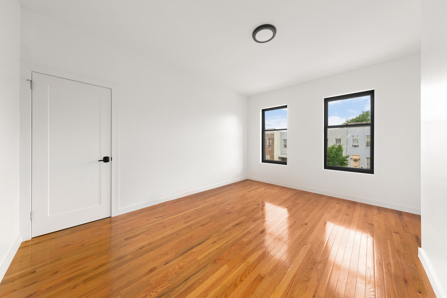 #3 photo, 64 DE SALES Place, Bushwick , NY 11206