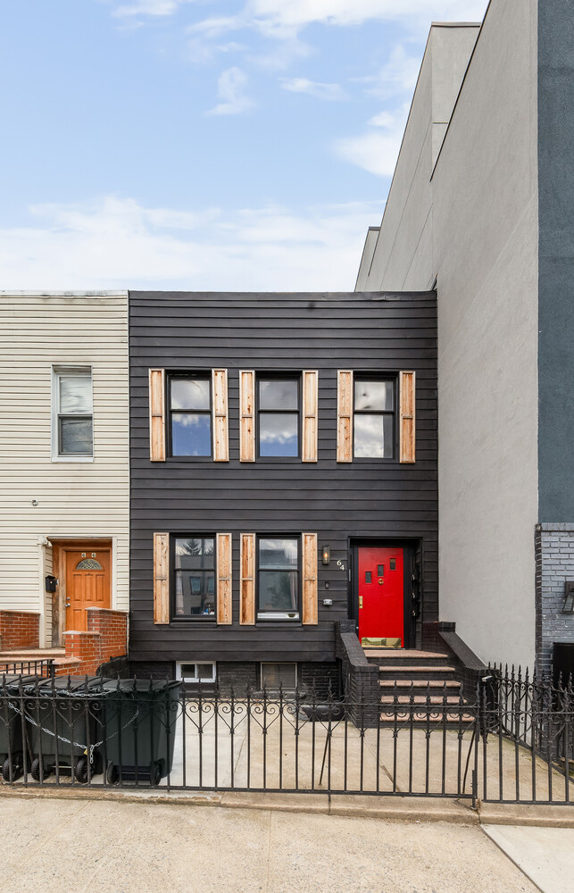 #9 photo, 64 DE SALES Place, Bushwick , NY 11206